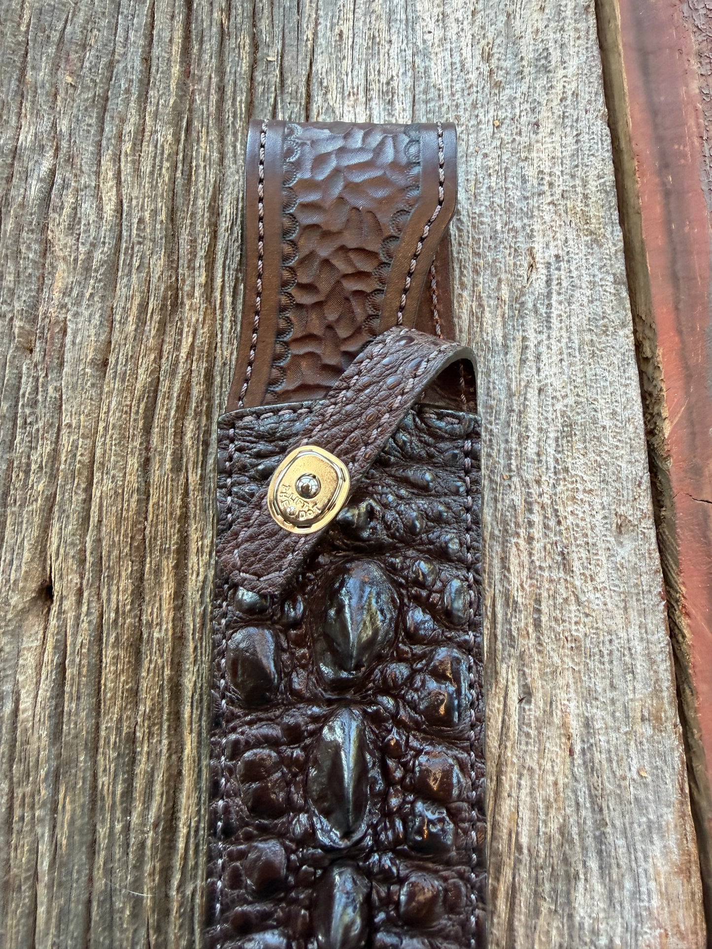 New Randall Model 12-9/14 Grind Sheath in Exotic Brown Snapping Turtle by Treeman. Spiked Dragon tail portion of the turtle. Huge Spikes