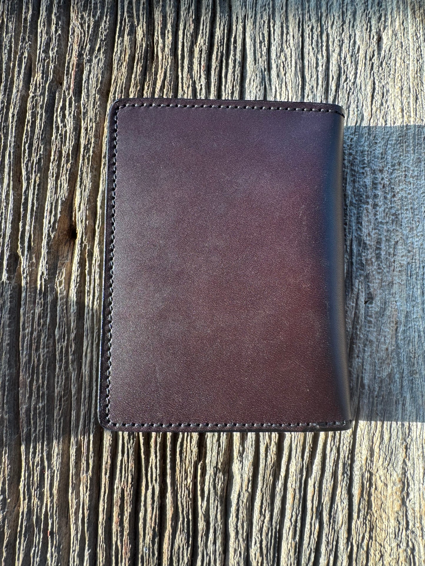 Rare and Discontinued long ago Filson Passport And Card Case New in Box USA Black Bridle Leather 11070423