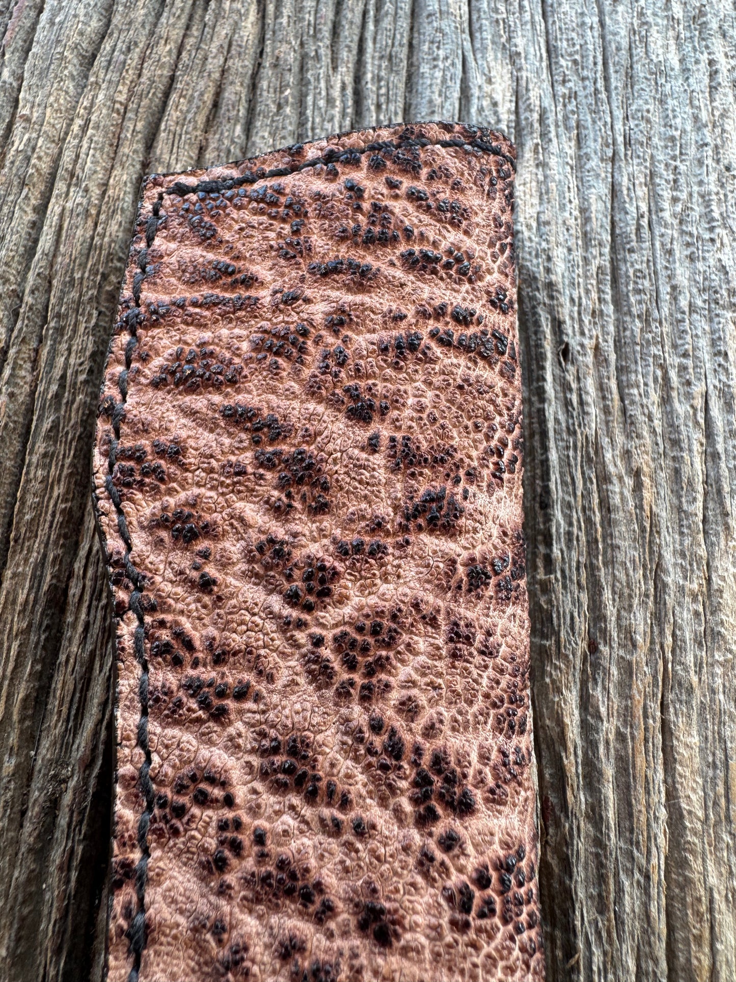 Randall Model 26 Sheath in Exotic Textured Elephant Throat style from Treeman.