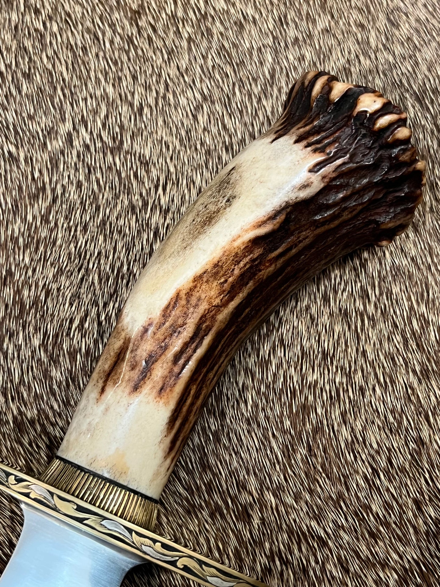 Model 12-8 Big Bear Crown Stag, Engraved by Master Engraver Jere Davidson with Fine Silver Inlay
