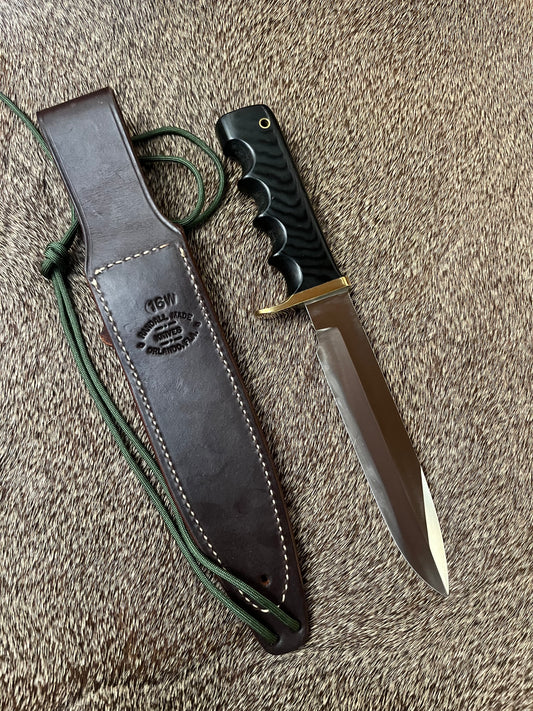 Model 16, Diver Black Micarta with Waxed Sheath