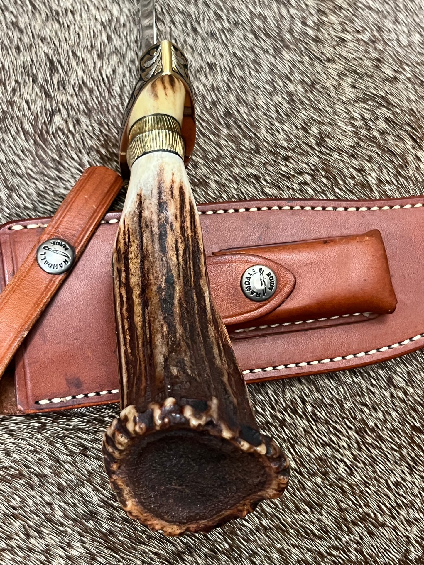 Model 12-8 Big Bear Crown Stag, Engraved by Master Engraver Jere Davidson with Fine Silver Inlay