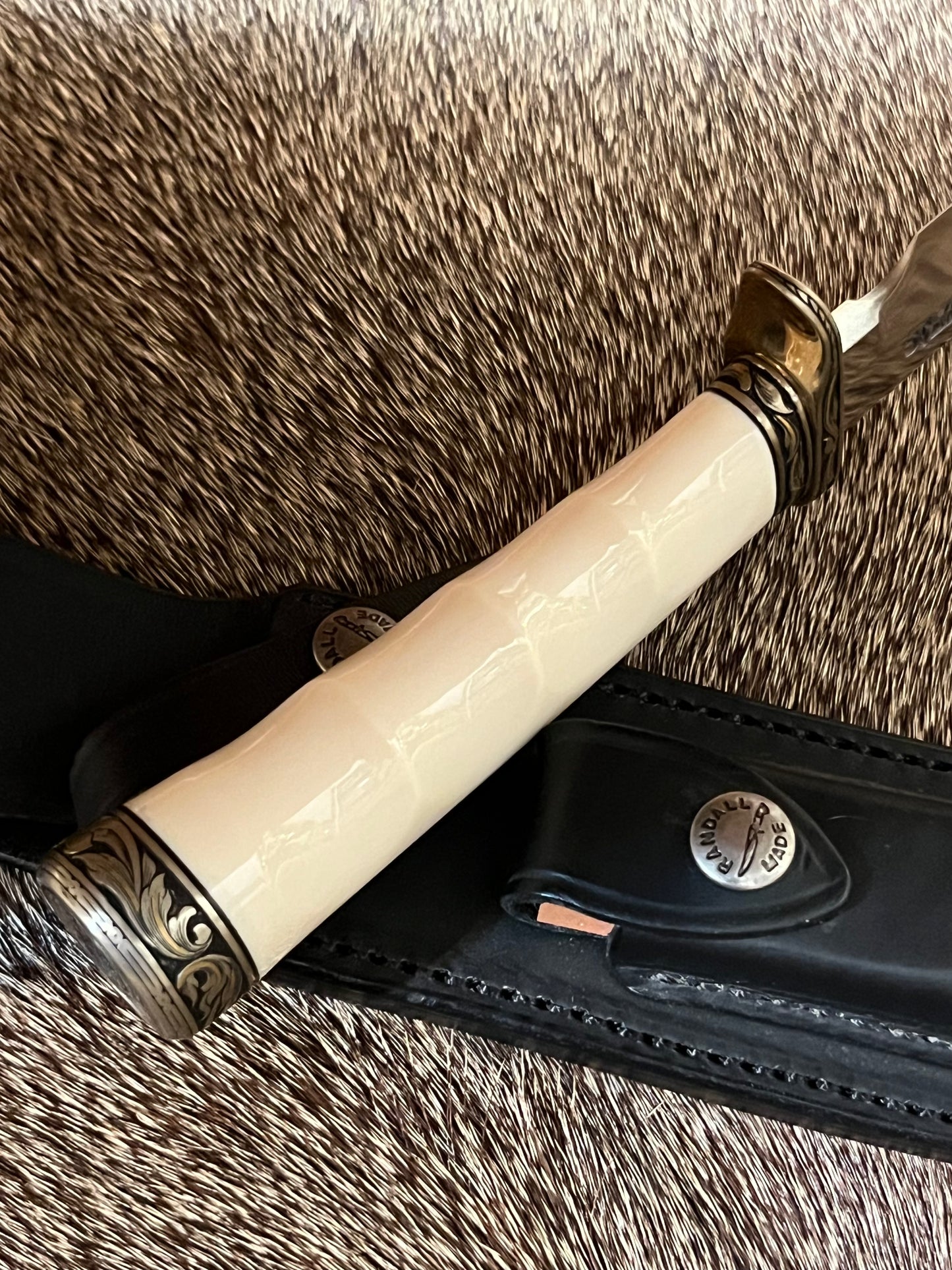 Model 4-7” Big Game and Skinner Elephant Ivory that is Flawless Engraved by Master Engraver Jere Davidson with Gold Inlay Only