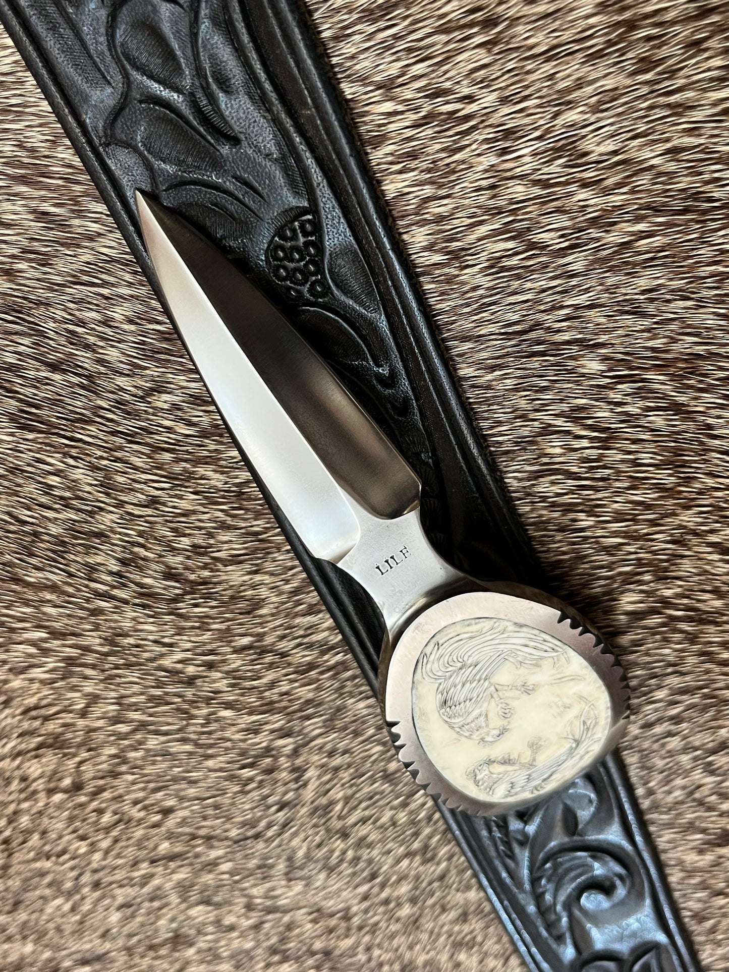Jimmy Lile Belt Buckle Knife Carved Ivory Fighting Rooster’s