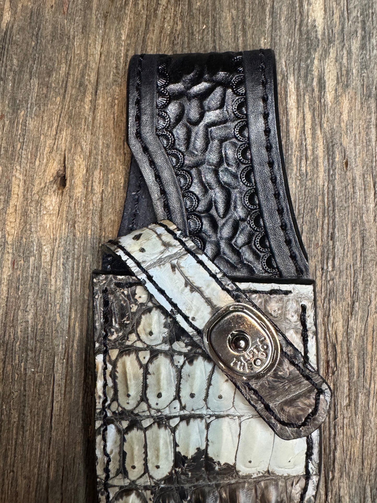 Randall Model 19-5 Exotic Natural Crocodile Sheath from Treeman.