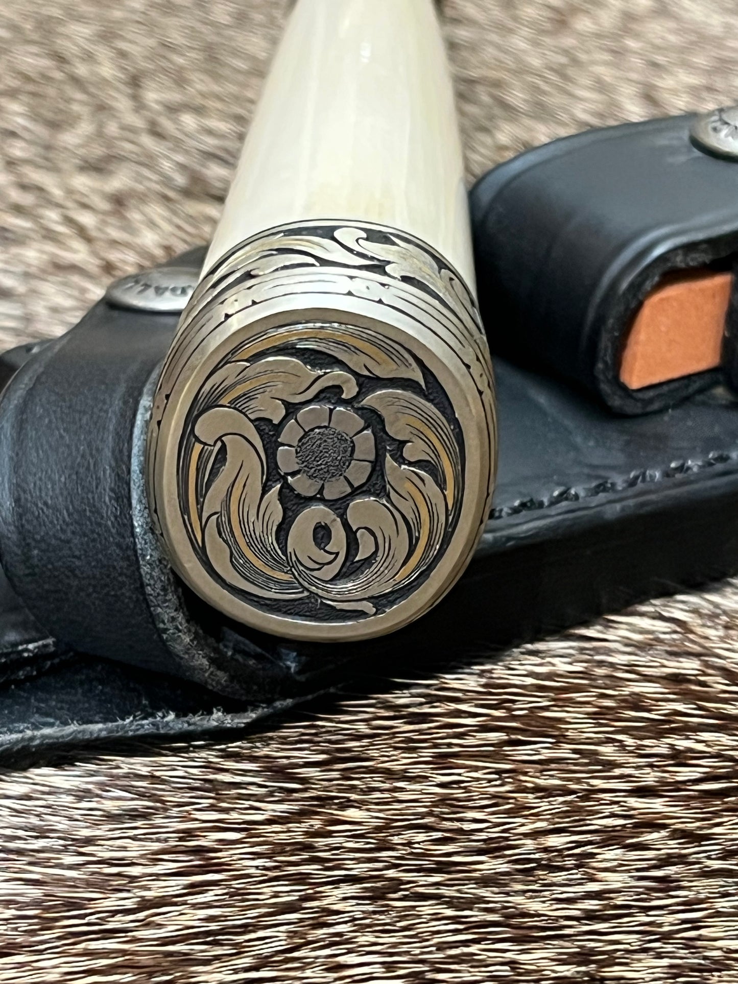 Model 4-7” Big Game and Skinner Elephant Ivory that is Flawless Engraved by Master Engraver Jere Davidson with Gold Inlay Only