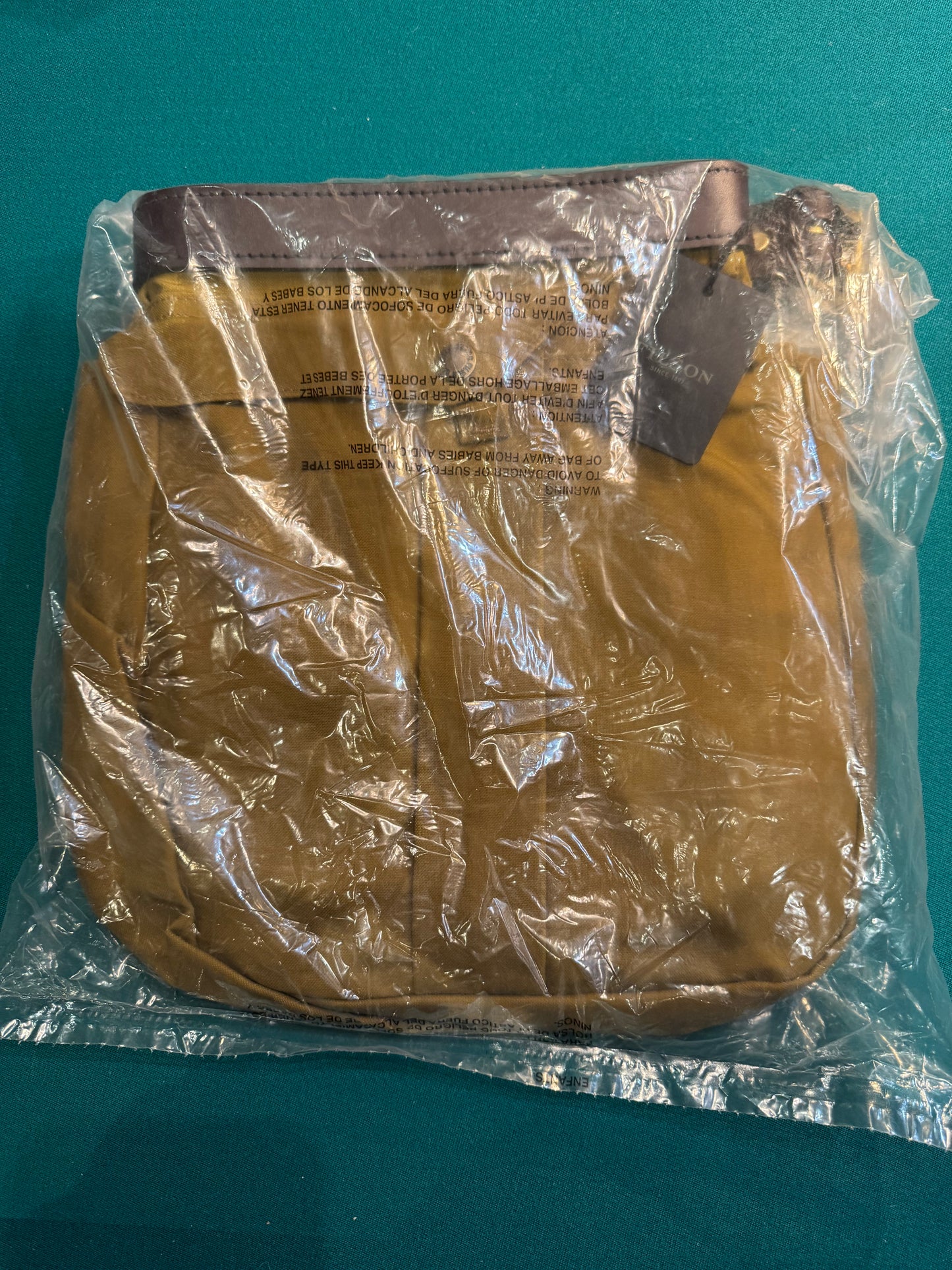 Filson Rugged Tin Shooting Bag Size Small Discontinued Brand New NWT USA Made 11016029