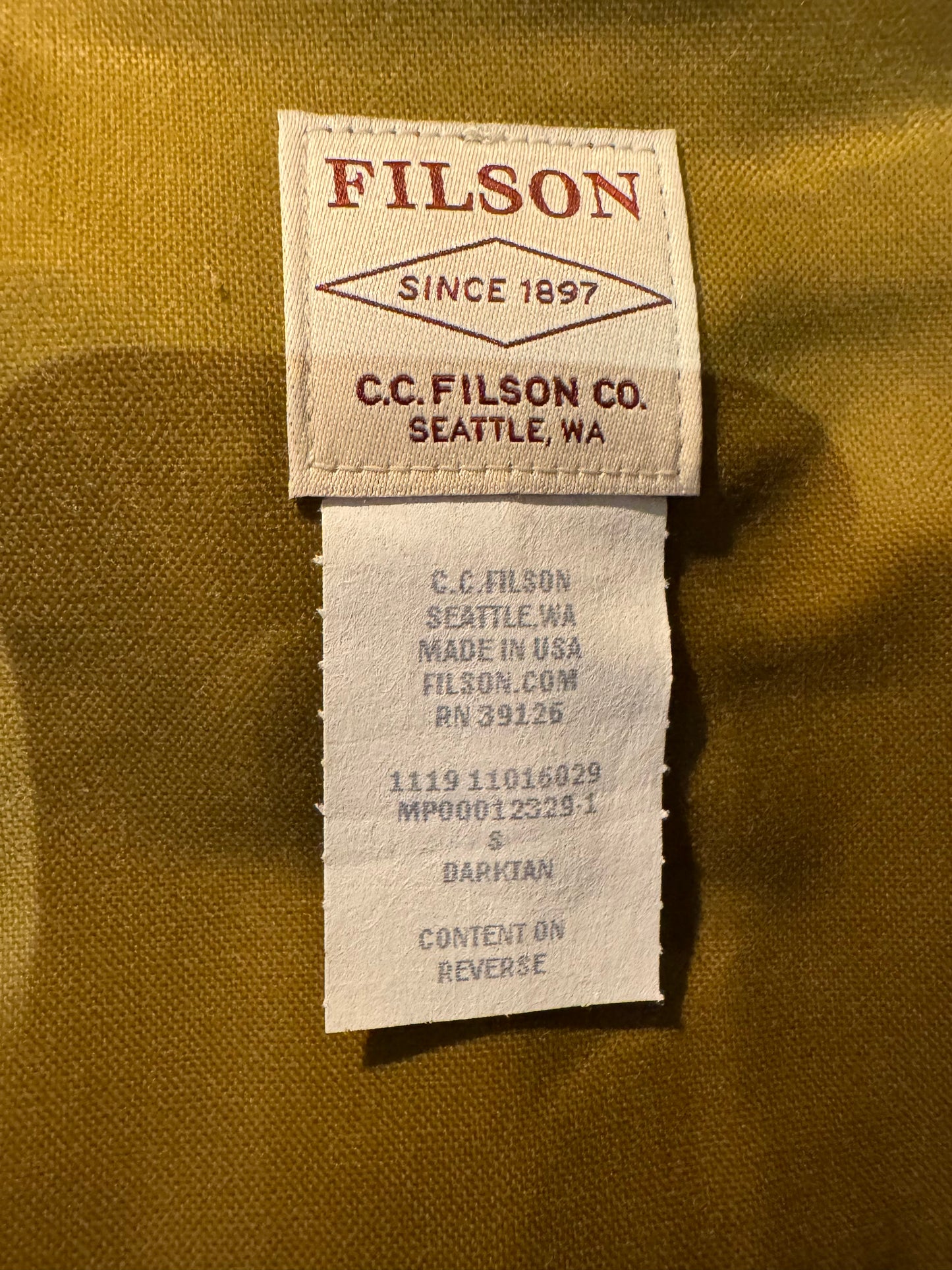Filson Rugged Tin Shooting Bag Size Small Discontinued Brand New NWT USA Made 11016029
