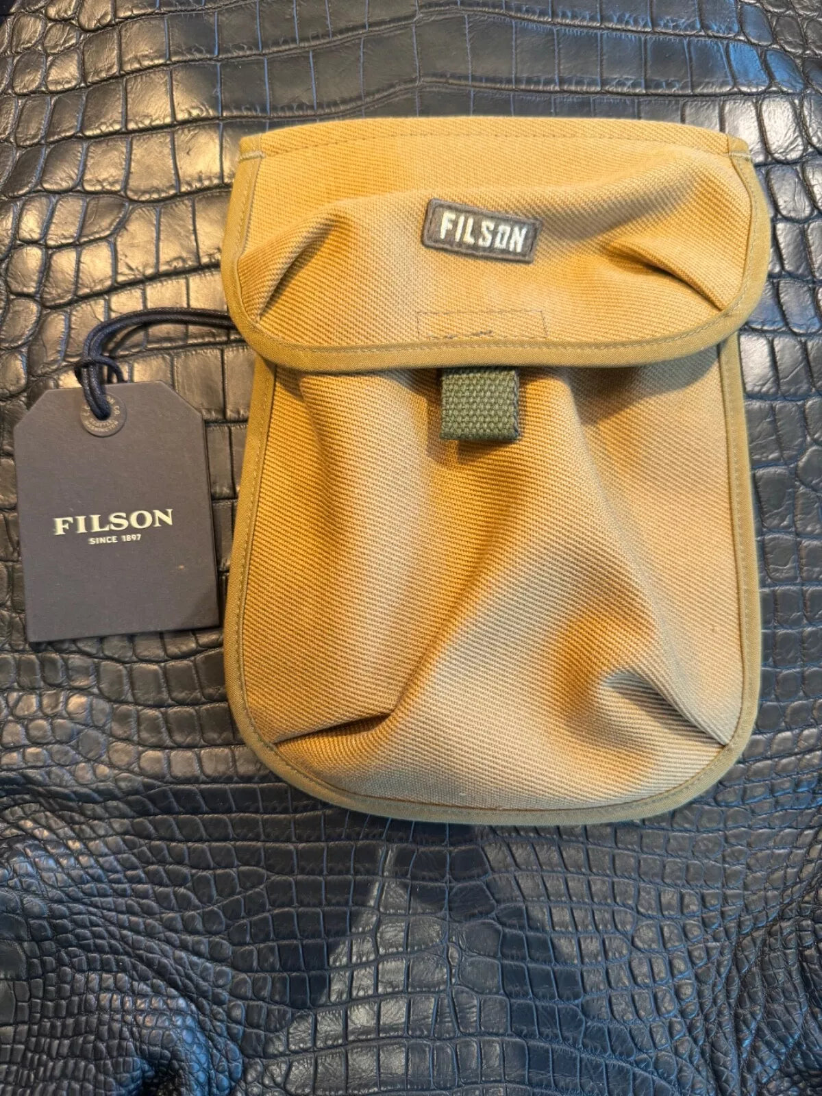 FILSON X RUNABOUT GOODS UTILITY POUCH TAN ONE SIZE NWT SOLD OUT 20233928