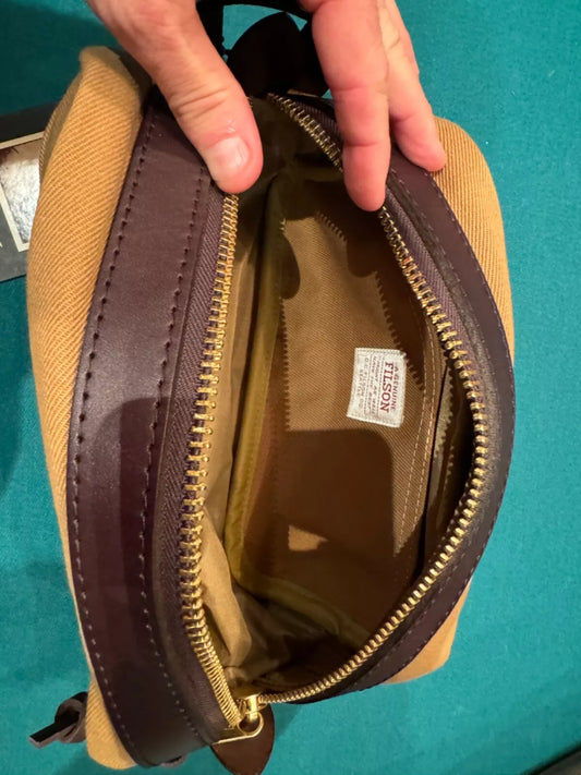 New Filson Travel Kit in Tan Twill and leather Made in USA 11070218