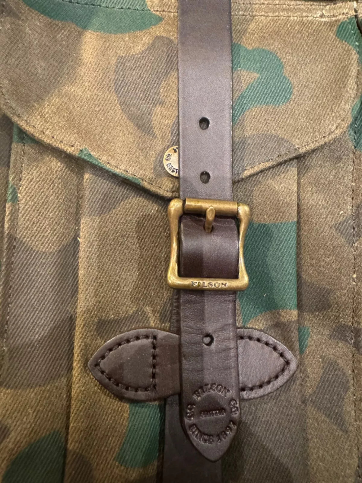 FILSON LARGE WAXED RUGGED TWILL RUCKSACK BACKPACK DARK WAX SHRUB CAMO - NWT USA
