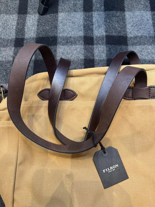 FILSON RUGGED TWILL TOTE BAG WITH ZIPPER TAN NWT WITHOUT KEY CLIP 11070261