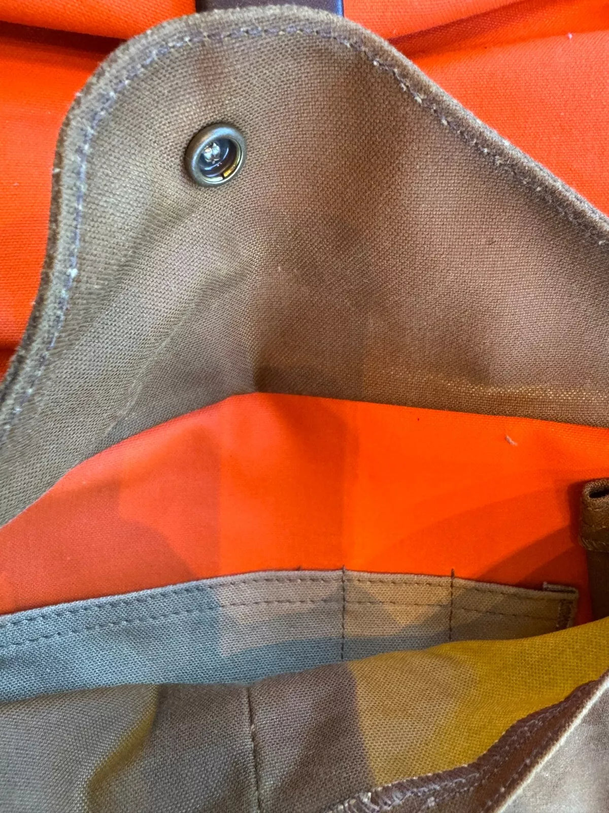 FILSON New JOURNEYMAN BACKPACK DARK TAN/FLAME NWT unused Imported 20282278