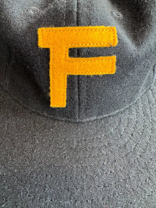 NWT Filson Jackson Fitted Cap Black with Yellow F Size 7 USA 20173389