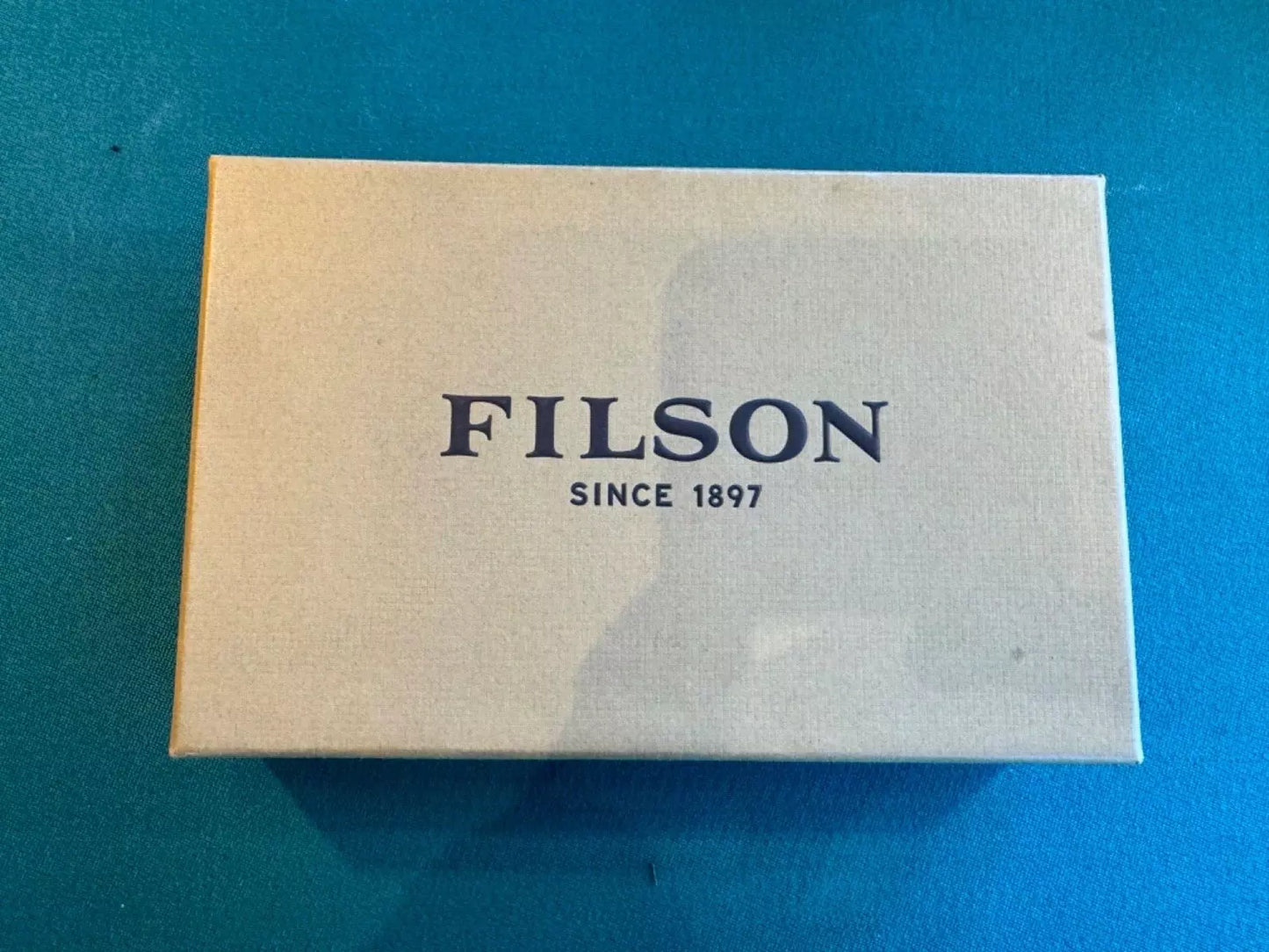 Rare Filson Dark Tan Leather Stainless Steel 6OZ Flask New in Box Rare Color and Condition 11069201