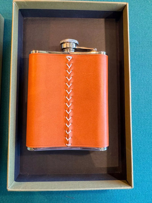 Rare Filson Dark Tan Leather Stainless Steel 6OZ Flask New in Box Rare Color and Condition 11069201