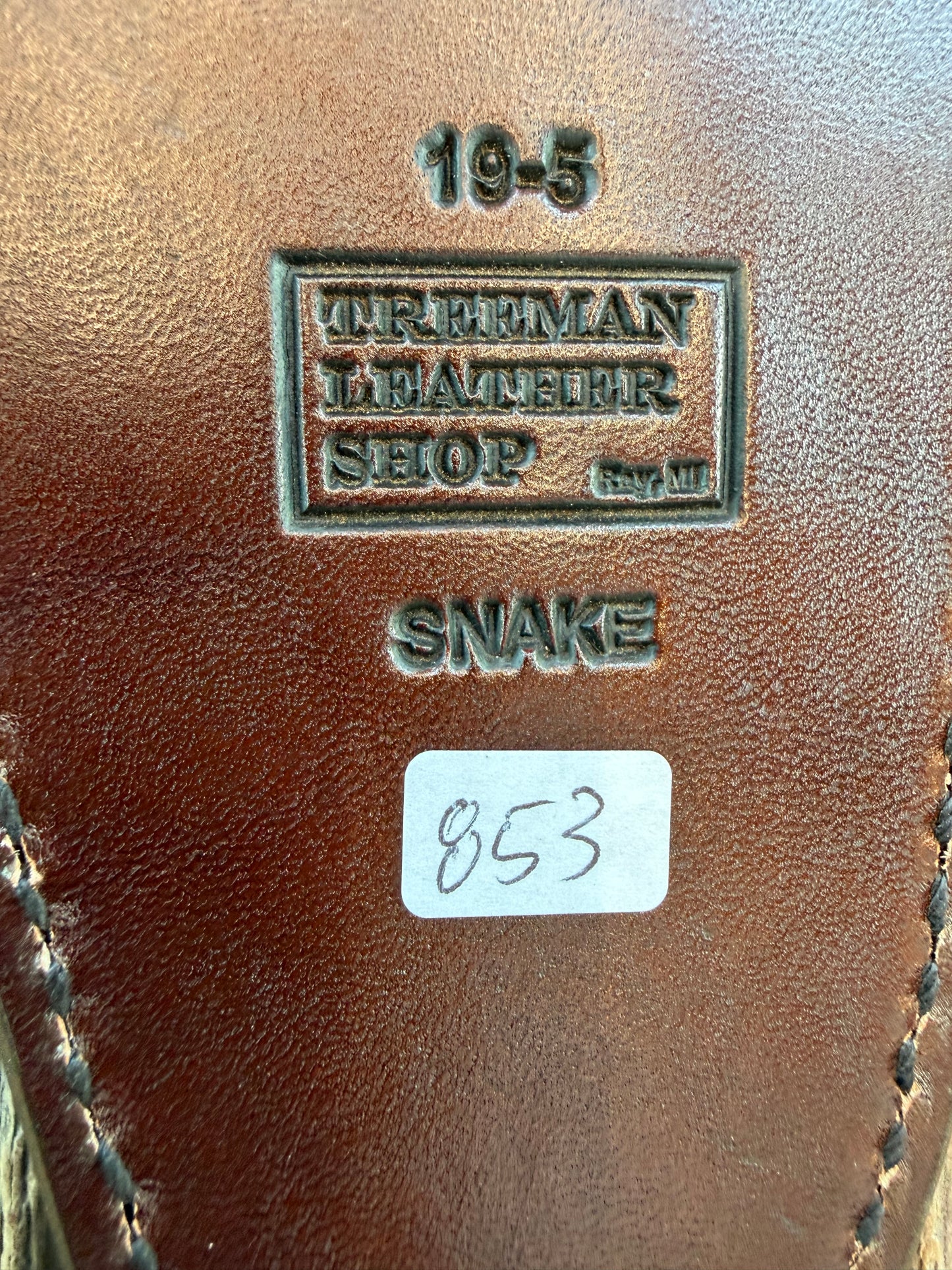 Randall Model 19-5  Sheath in Exotic Prairie RattleSnake from Treeman Sheaths. Tremendous colors on this one.