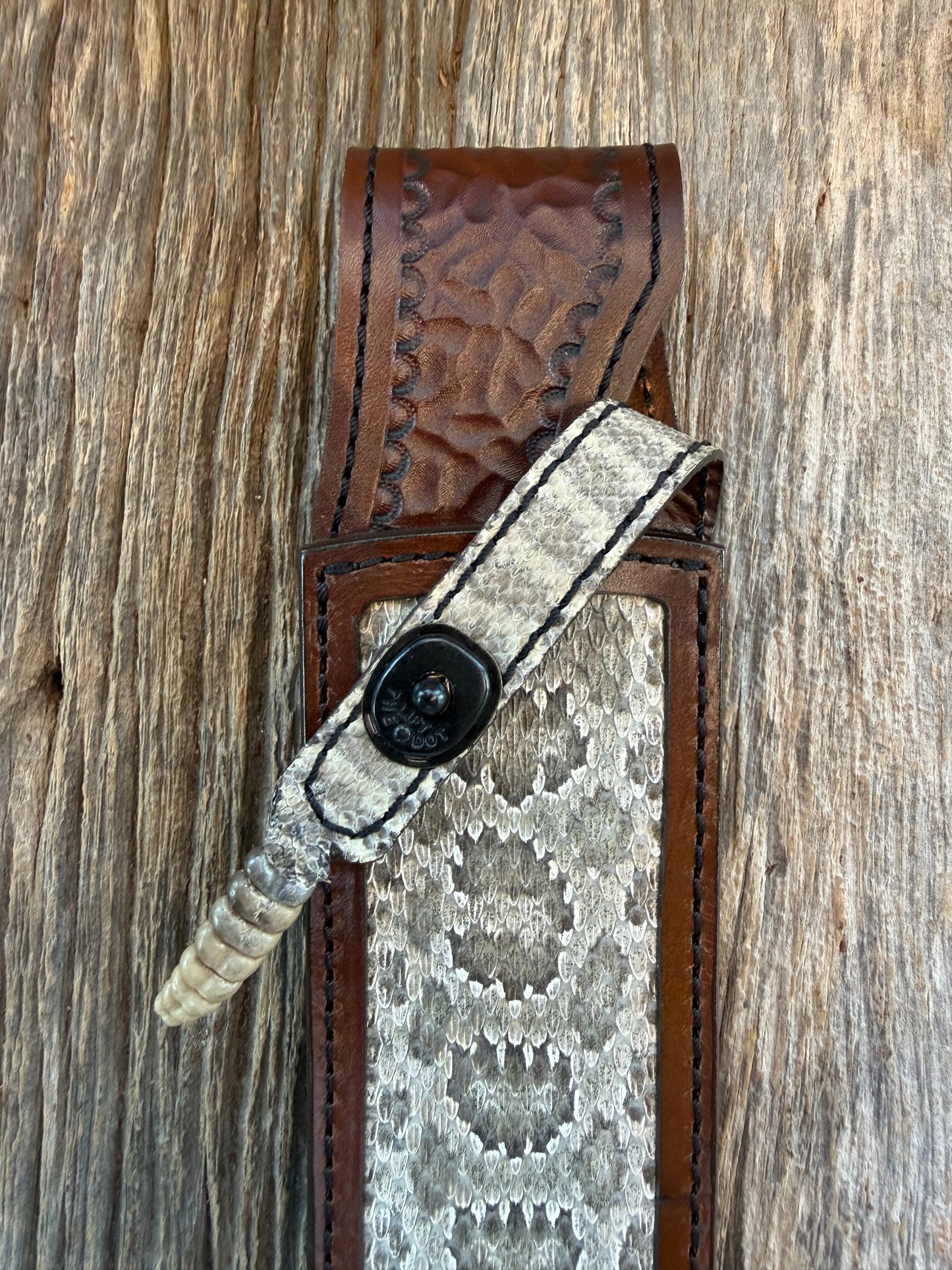 Randall Model Clinton Special with Rattles Sheath in Exotic Prairie RattleSnake from Treeman Sheaths. Tremendous colors on this one.