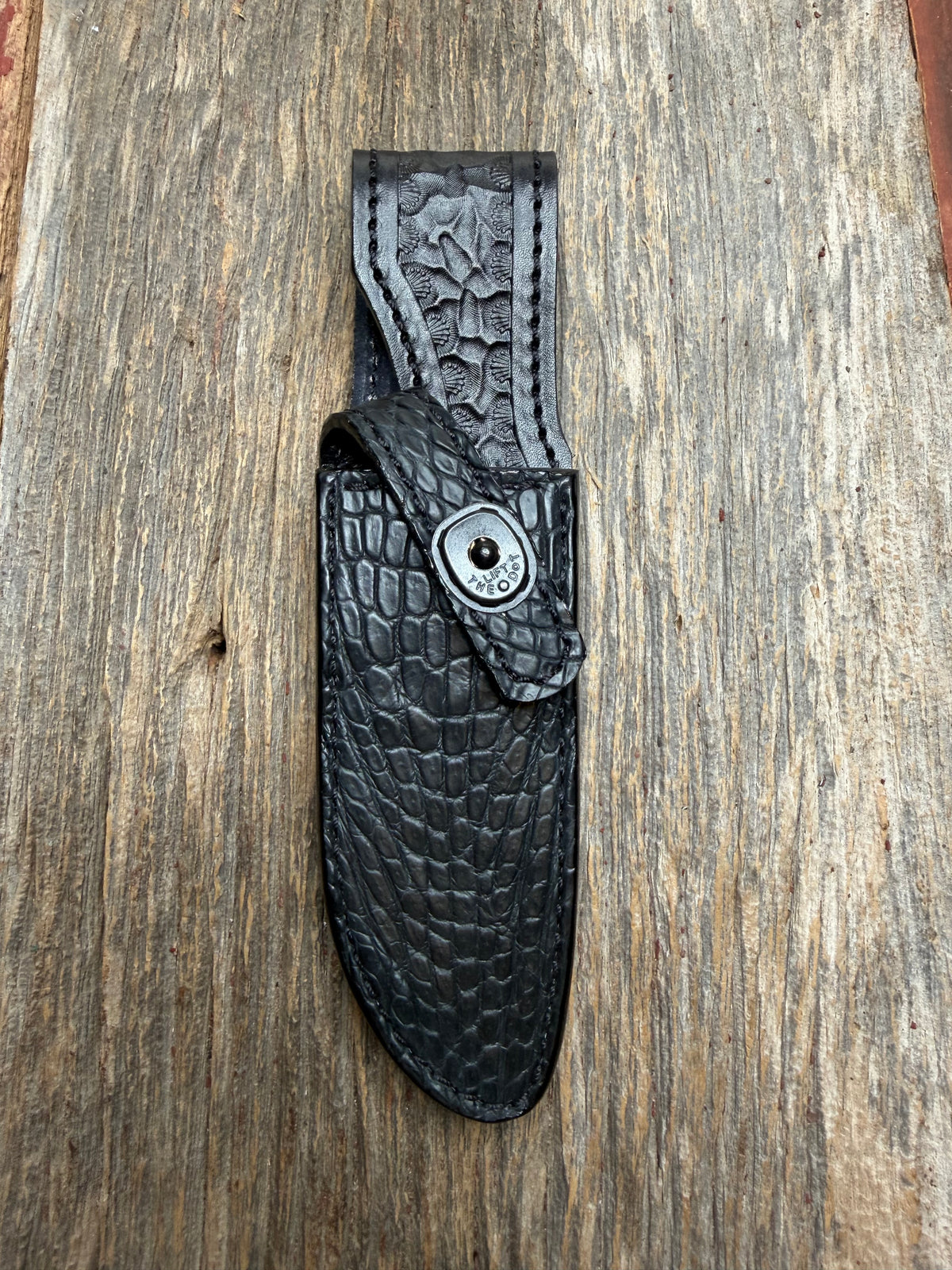 New Randall Model 23 Sheath in Exotic Black Matte Crocodile from Treeman with the newest Black Canteen snap. Killer sheath.
