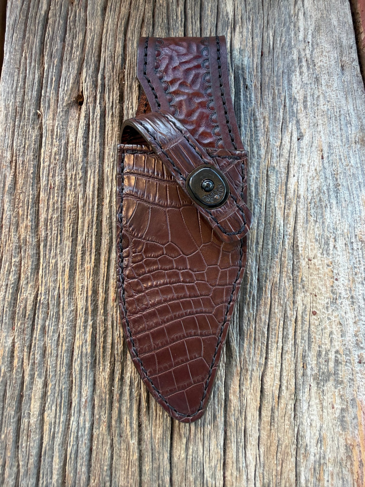 New Randall Model 19-5 Sheath in Exotic Dark Brown Crocodile from Treeman with the newest Black Canteen snap.