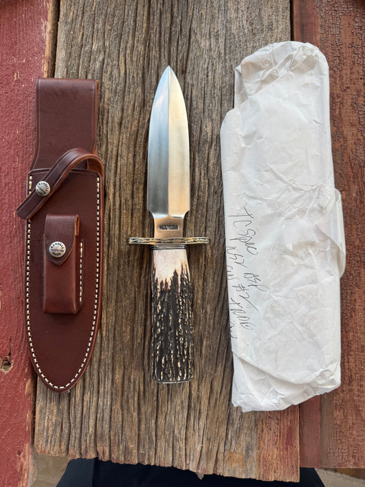 New in paper Randall Model Clinton Special with a nice piece of Popcorn Stag. Gold and Silver engraved by Jere Davidson. Nickel Silver Hilt with a butt plate fully engraved.