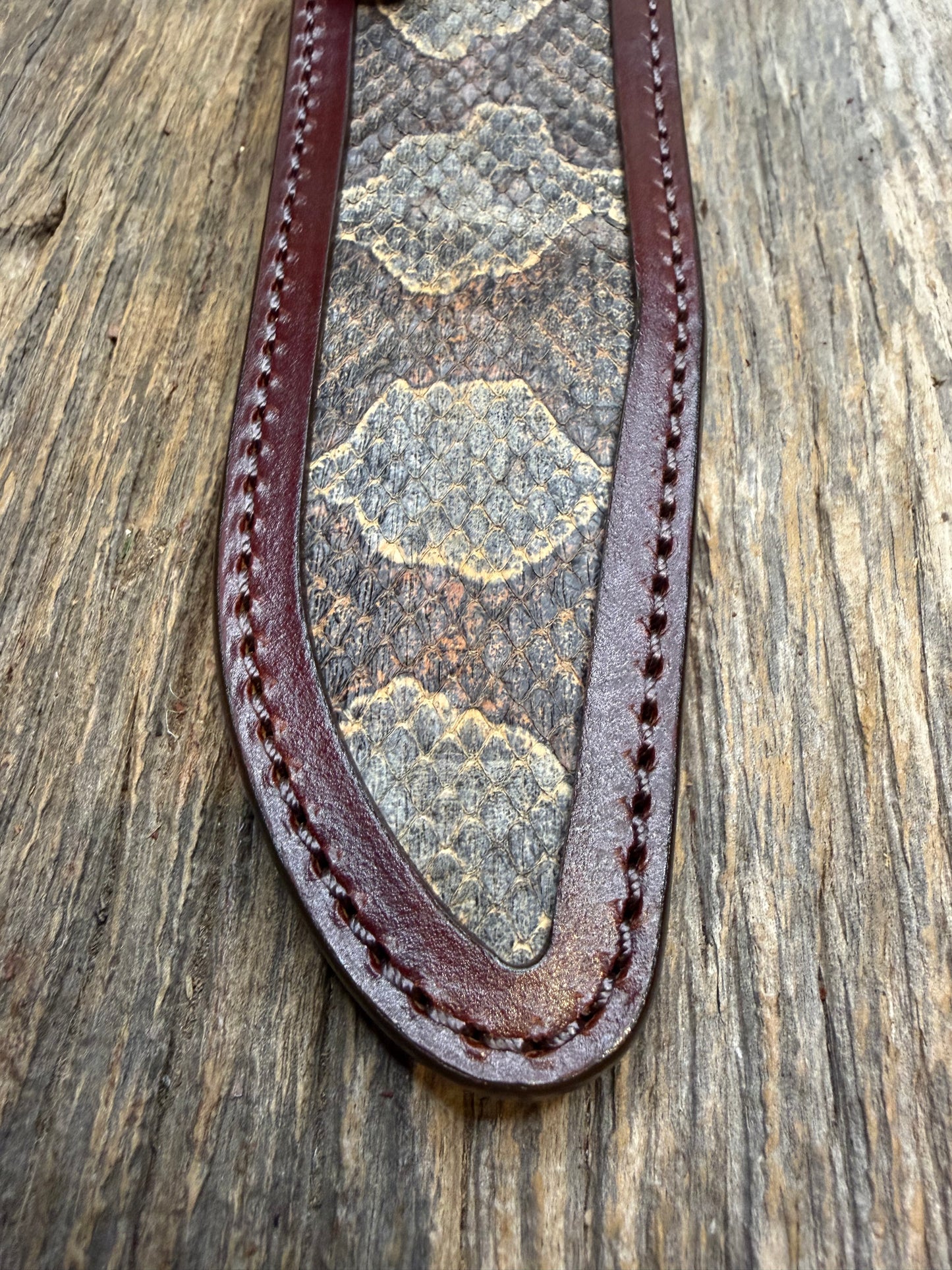 Randall Model 16 Sheath in Exotic Western Diamondback RattleSnake from Treeman Sheaths. Tremendous colors on this one.