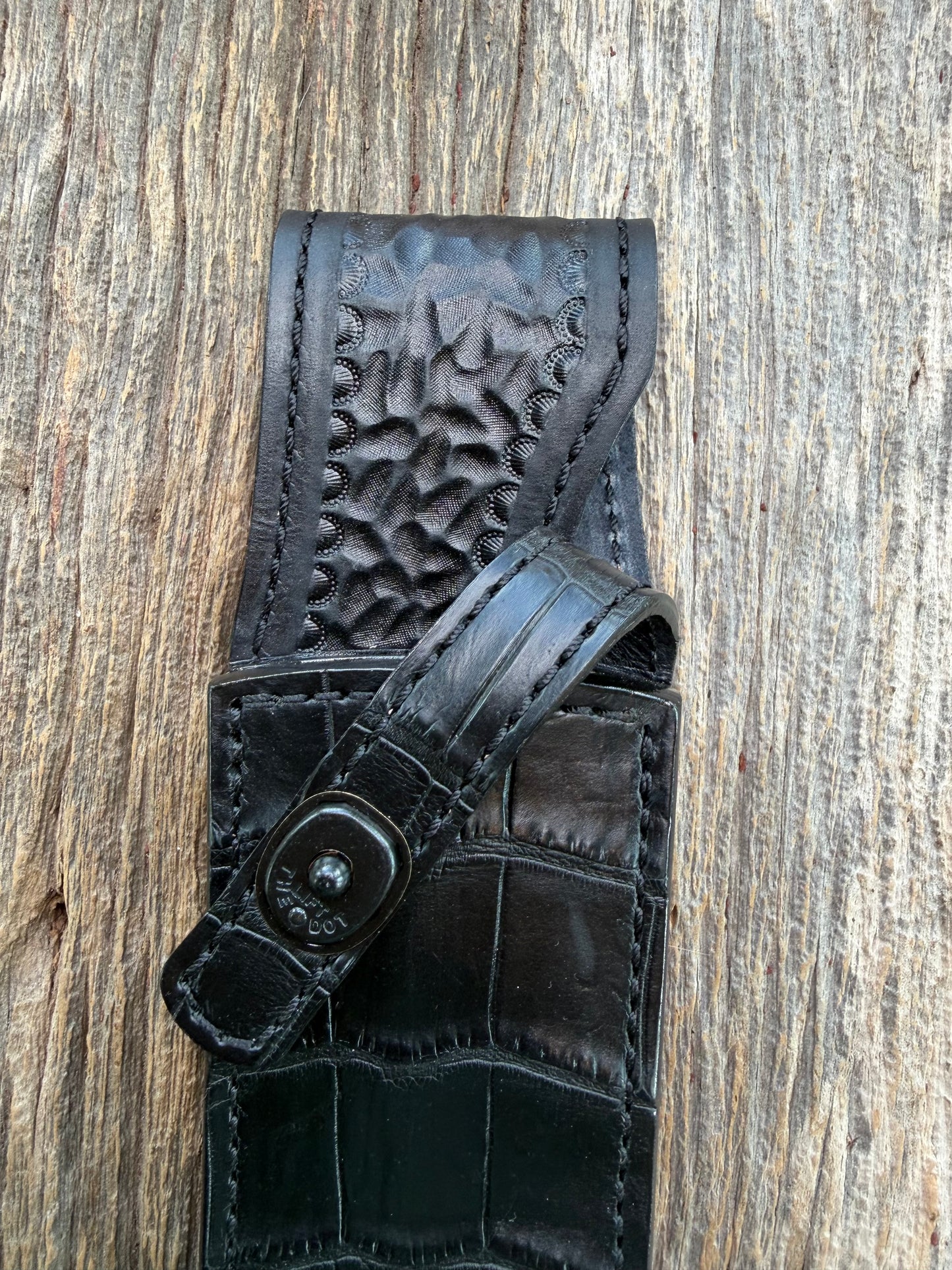 New Randall Model Clinton Special Sheath in Exotic Black Matte Crocodile from Treeman with the newest Black Canteen snap. Killer sheath.