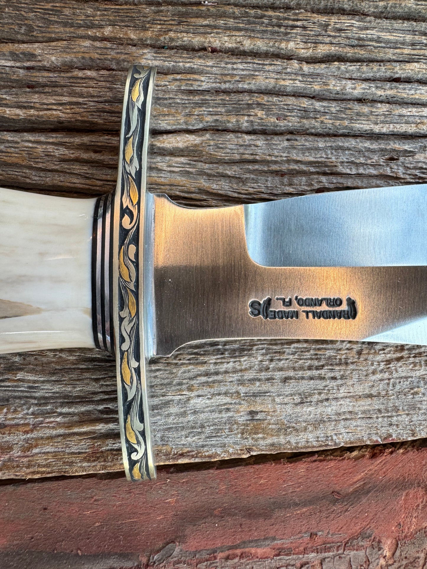 Nice Randall Knife Model 12-8 Big Bear. Gorgeous piece of creamy Fossil Walrus Ivory. Jere Davidson gold inlay engraved Nickel silver hilt and butt plate,Stainless steel.