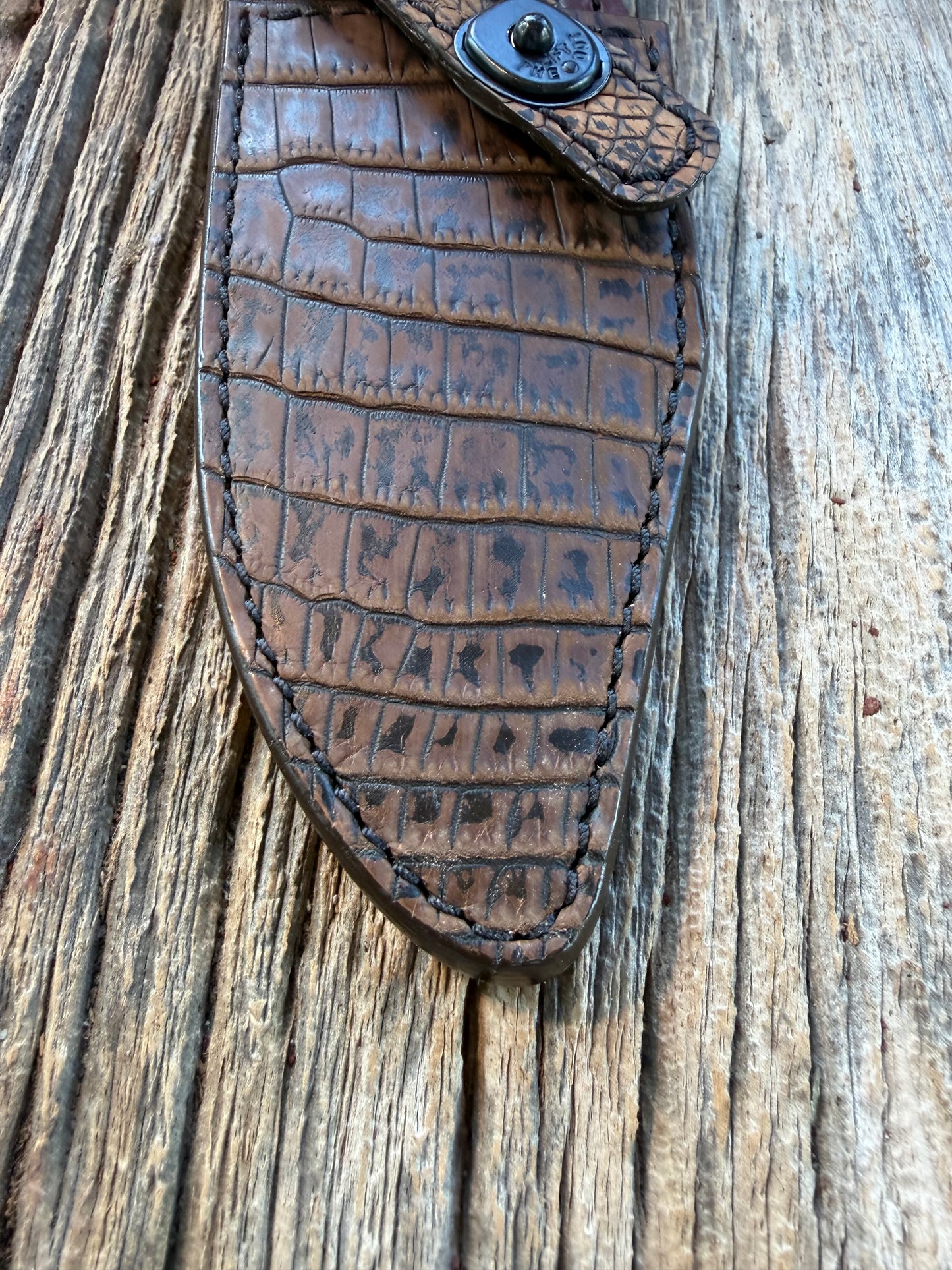 New Randall Model 19-5 Sheath in Exotic Dark Brown Sueded Crocodile from Treeman with the newest Black Canteen snap.