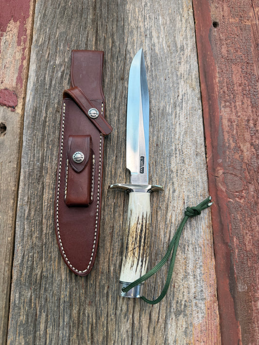 Nice Randall Made Knife Model 1-8 Stag , Carbon steel, Black and Aluminum spacers, Nickel Silver Hilt, Aluminum butt cap.