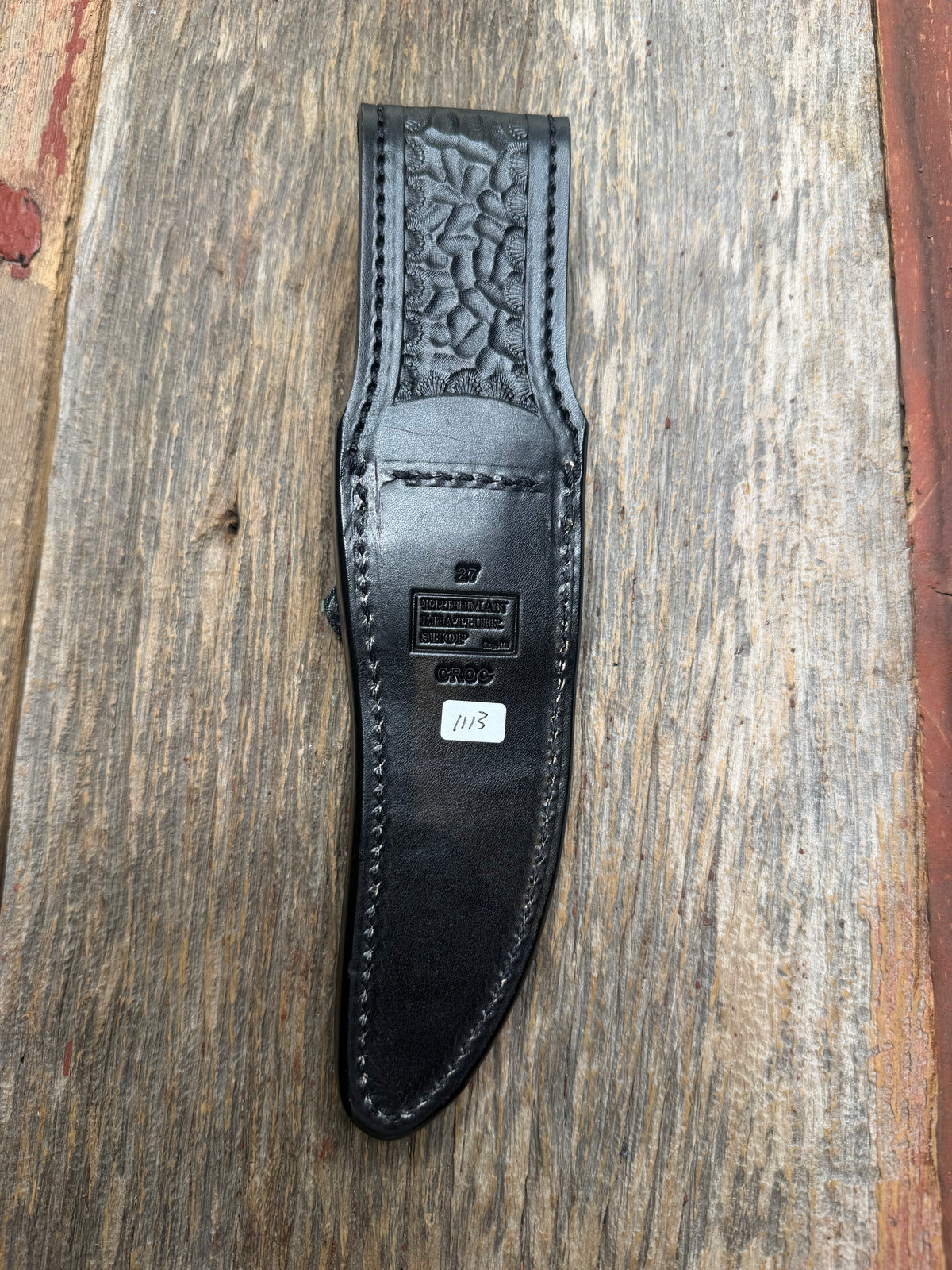 New Randall Model 27 Sheath in Exotic Black Matte Crocodile from Treeman with the newest Black Canteen snap. Killer sheath.