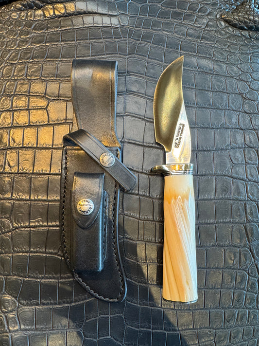 Rare Randall Model 22 in Beautiful Spiraled Narwal, Nickel Silver Hilt and Butt plate.