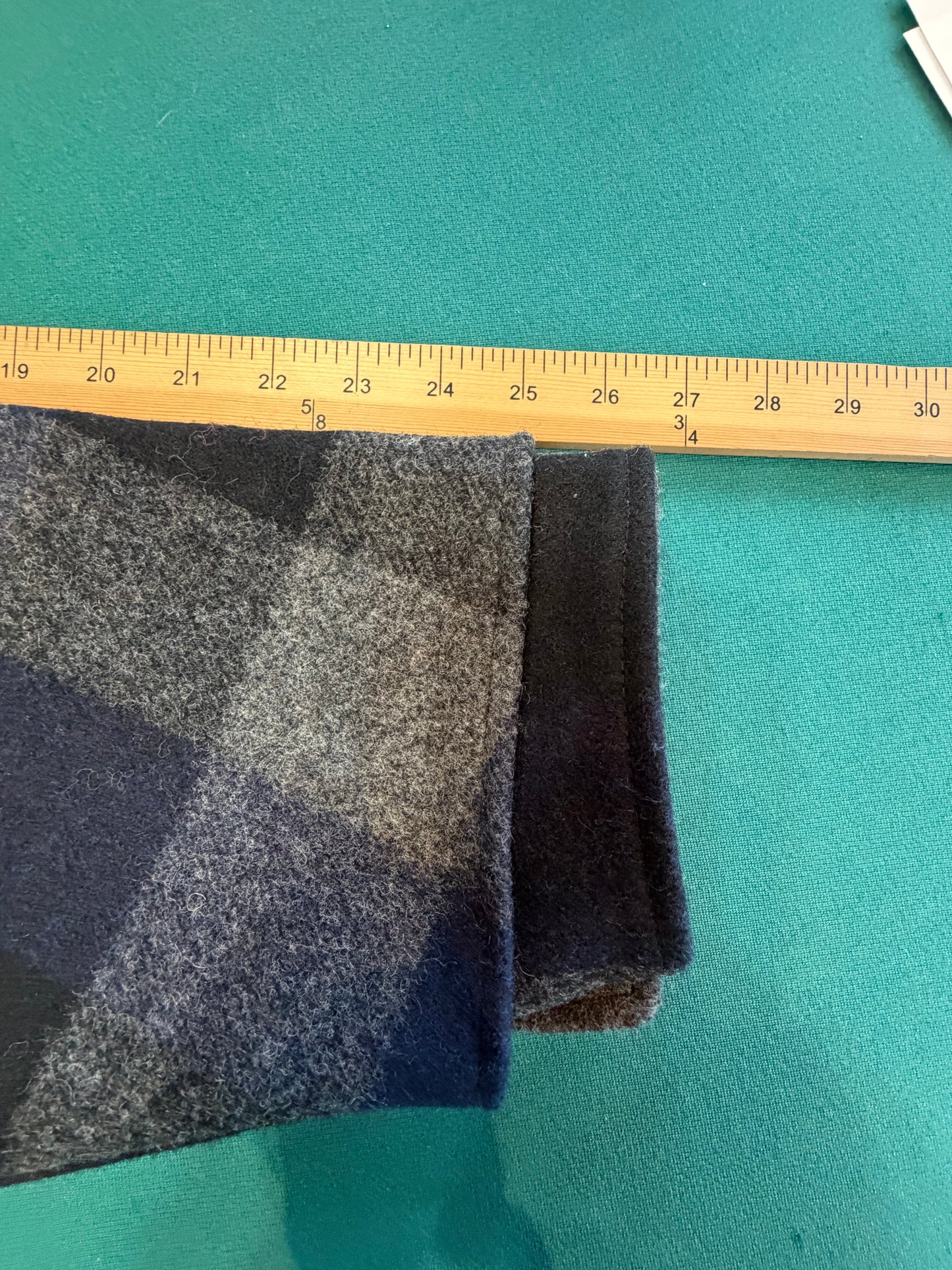 Filson Double Mackinaw Cruiser 2019 NWT Size Large Limited Edition Buffalo Plaid, Navy USA Made “Rare”