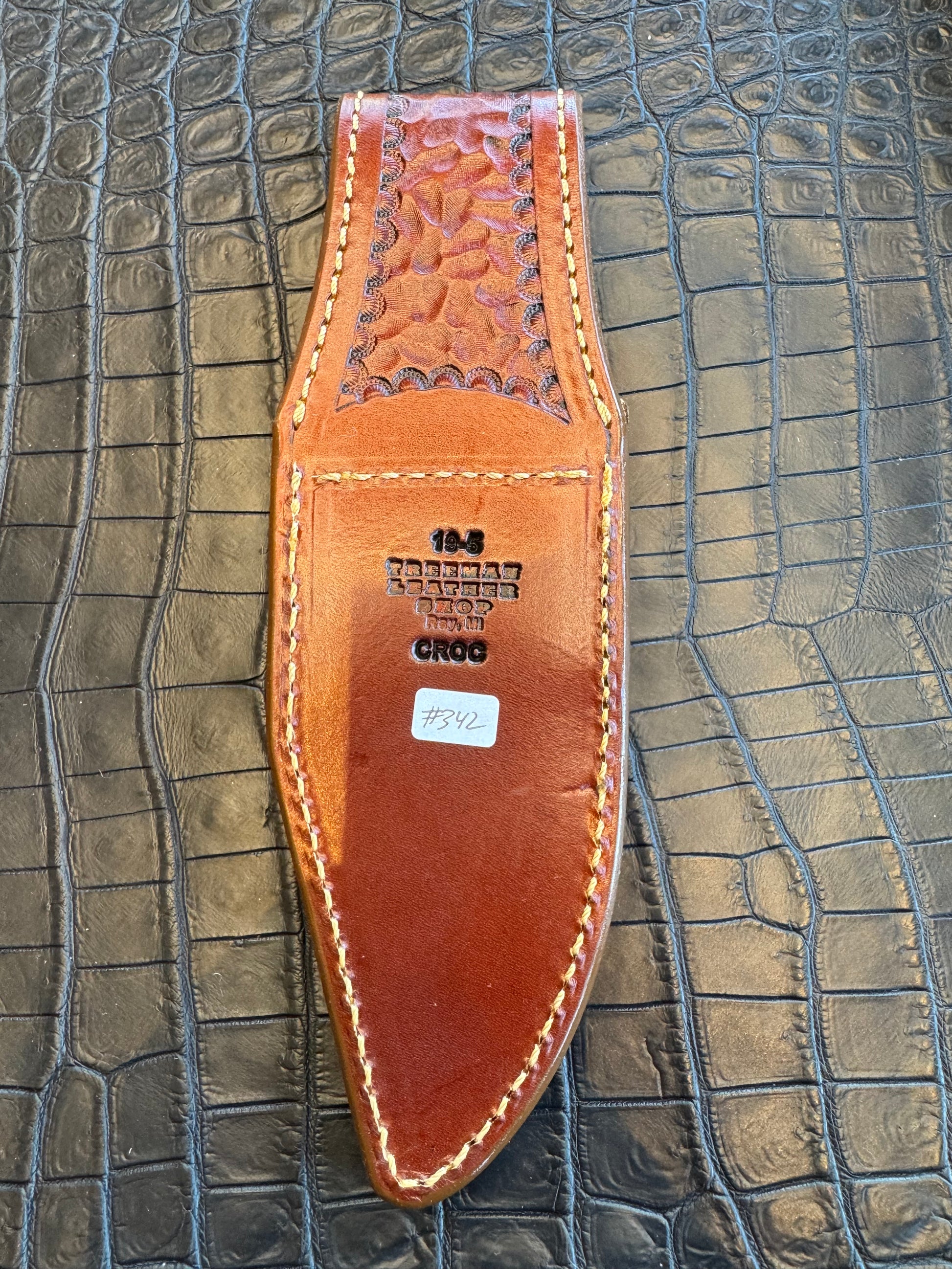 Randall Model 19-5 Exotic Rum Tan Crocodile Tail Sheath from Treeman.