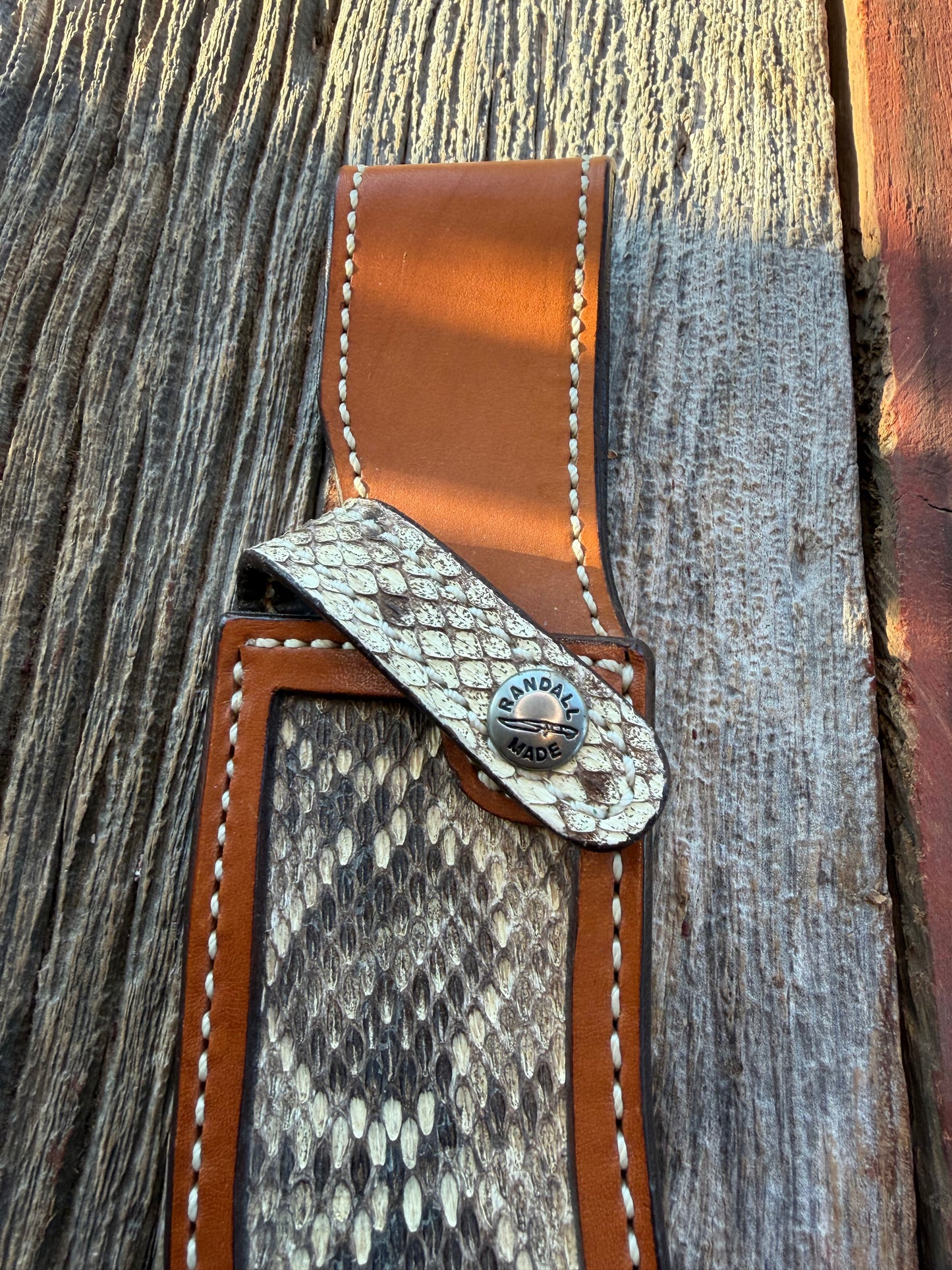 NOTE : Item is part of my personal Collection. Adding to cart will not result in sale. Rare Randall Sullivans by Gutcher Exotic Rattlesnake Knife Sheath for a Bowles Special. Randall Snap and Beautiful Diamond inlay pattern.