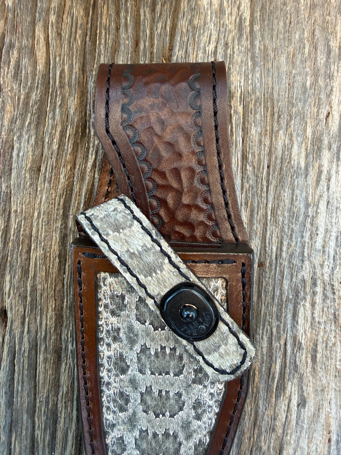 Randall Model 19-5  Sheath in Exotic Prairie RattleSnake from Treeman Sheaths. Tremendous colors on this one.