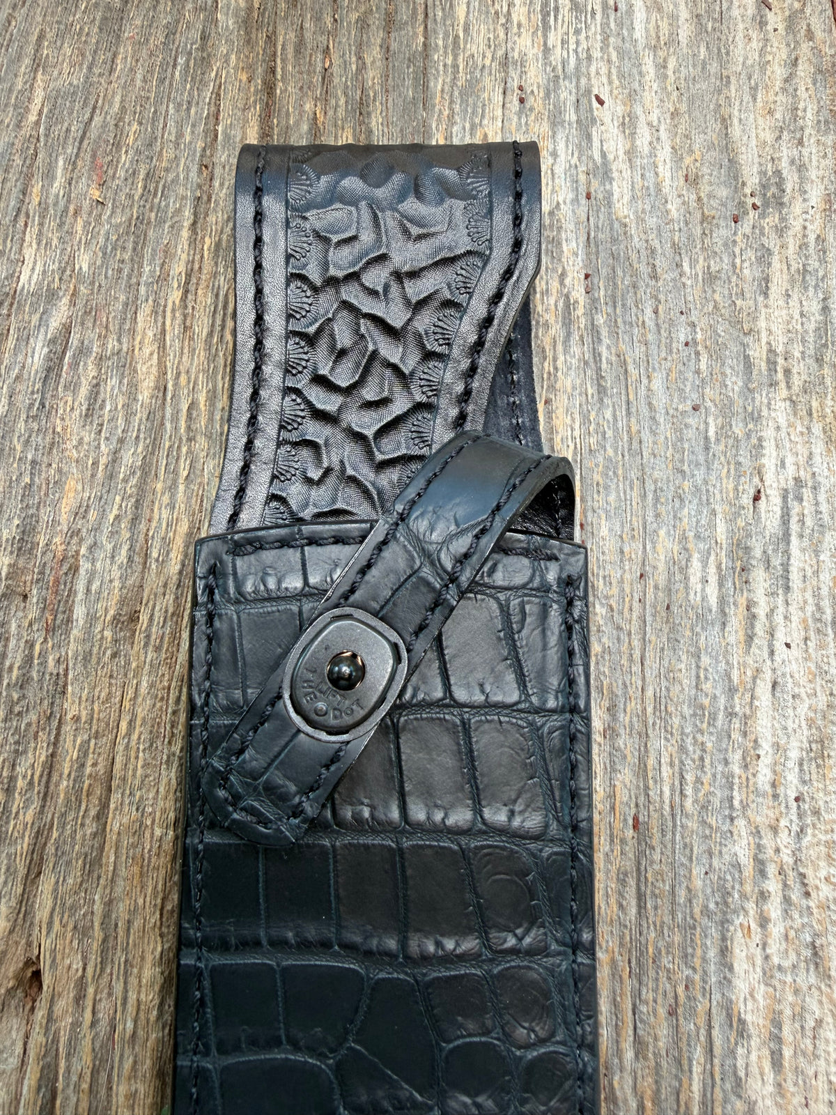 New Randall Model 12-9 Sheath in Exotic Black Matte Crocodile from Treeman with the newest Black Canteen snap. Killer sheath.
