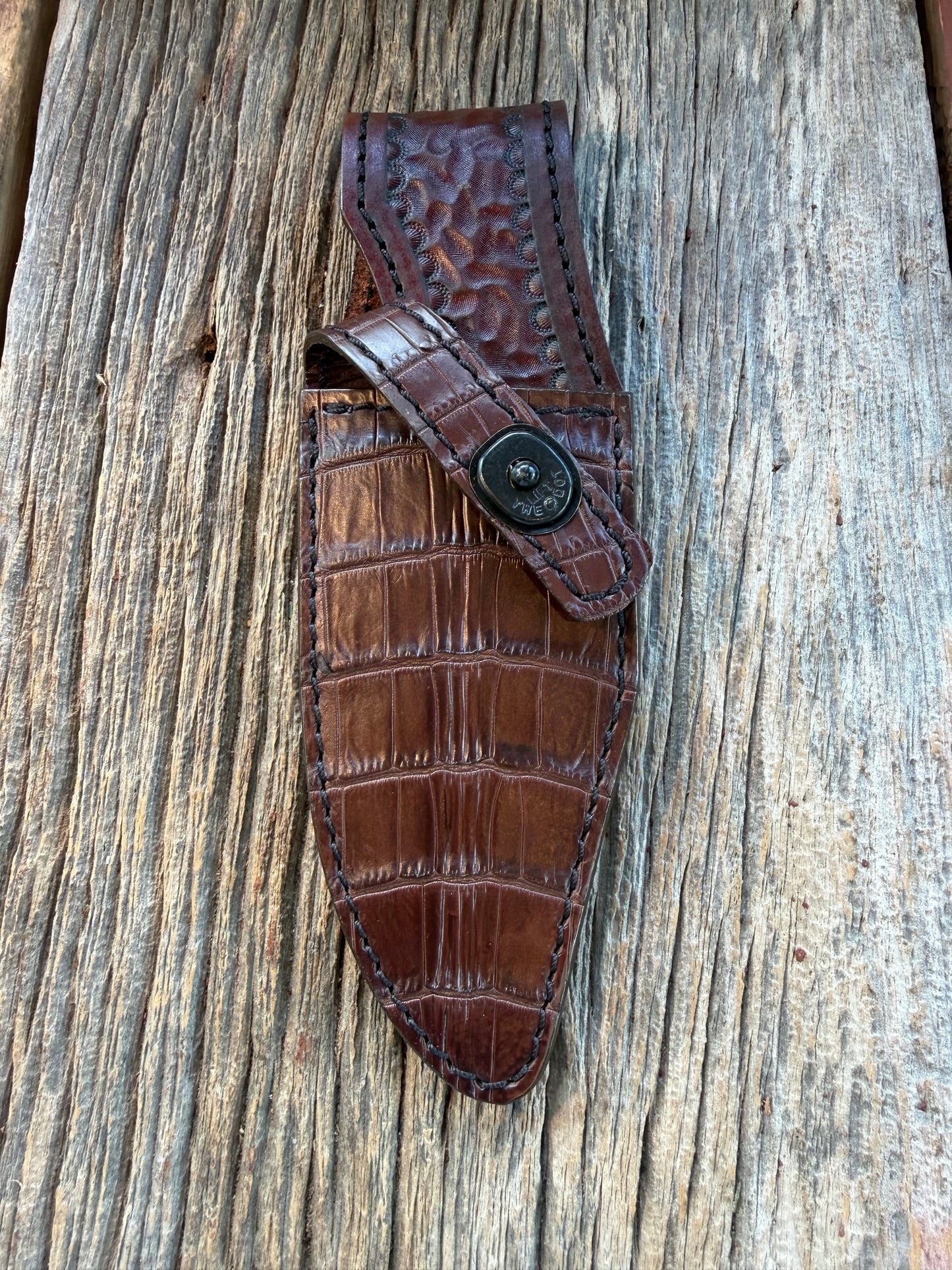 New Randall Model 19-5 Sheath in Exotic Dark Brown Crocodile from Treeman with the newest Black Canteen snap.