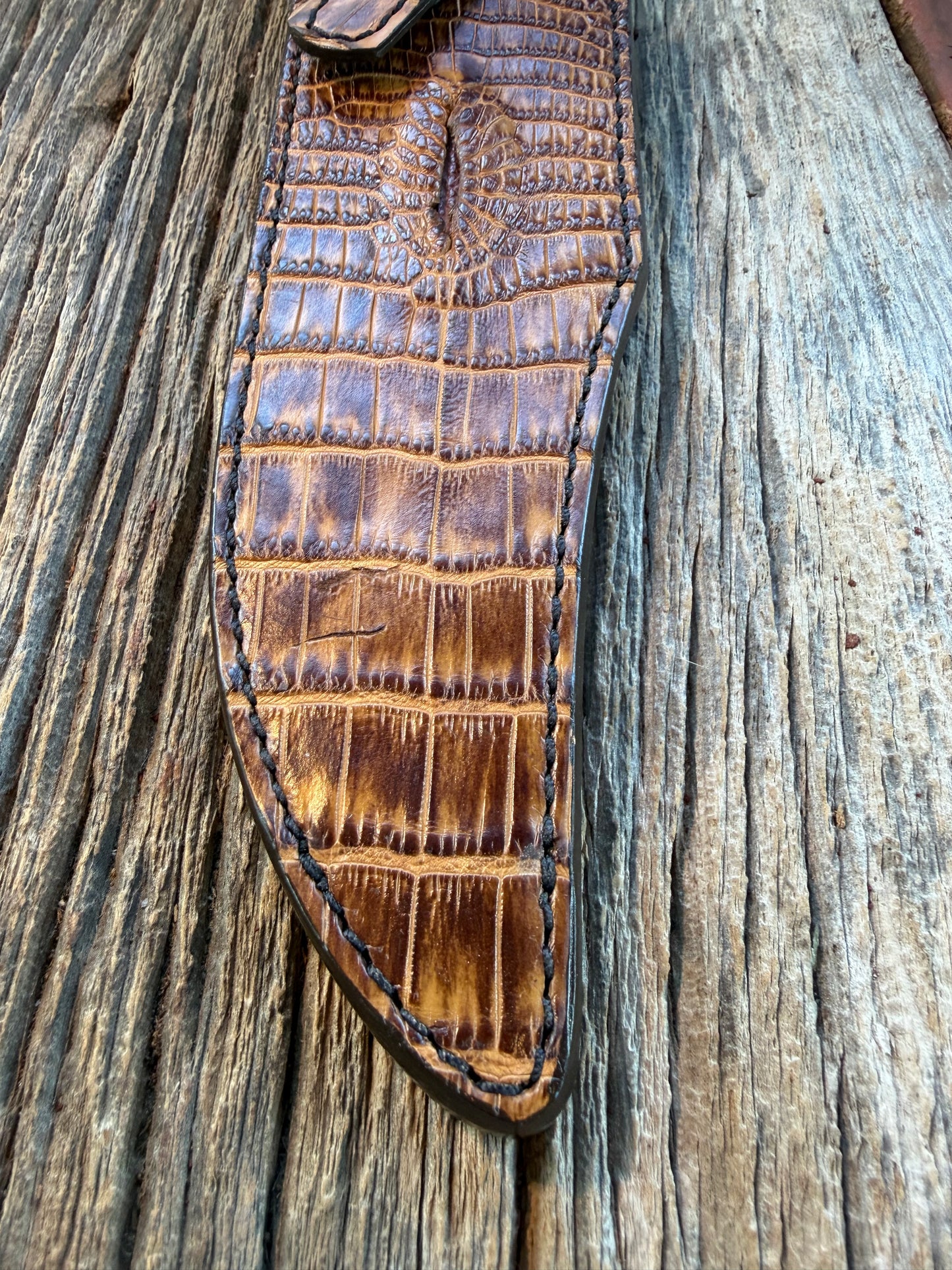 New Randall Model 12-8 Sheath in Exotic Tan Matte Anus Crocodile from Treeman with the newest Black Canteen snap.