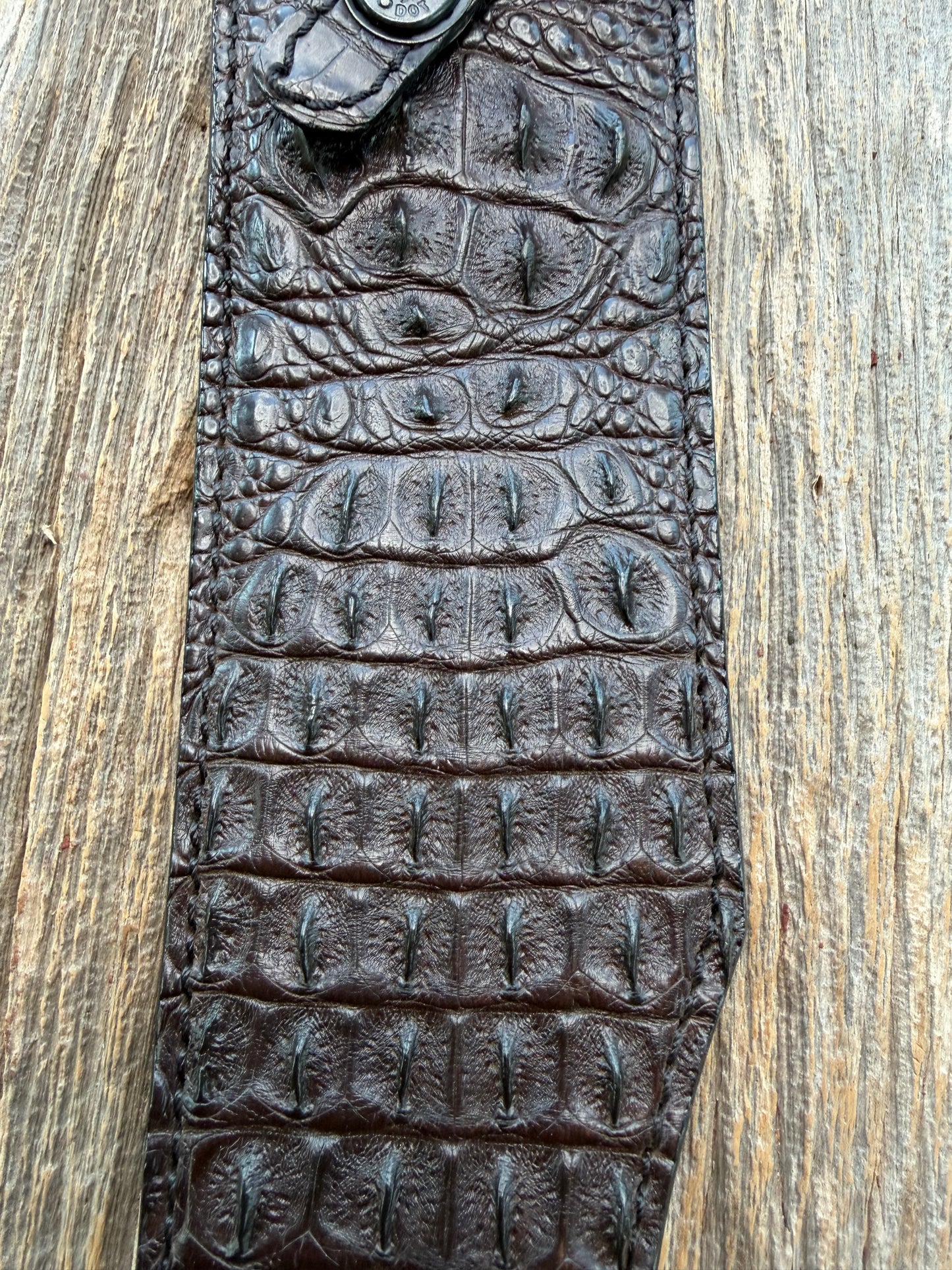 New Randall Model 12-11 Smitty Sheath in Exotic Dark Brown Matte Crocodile (Hornback and Skull) from Treeman with the newest Black Canteen snap. Killer sheath.