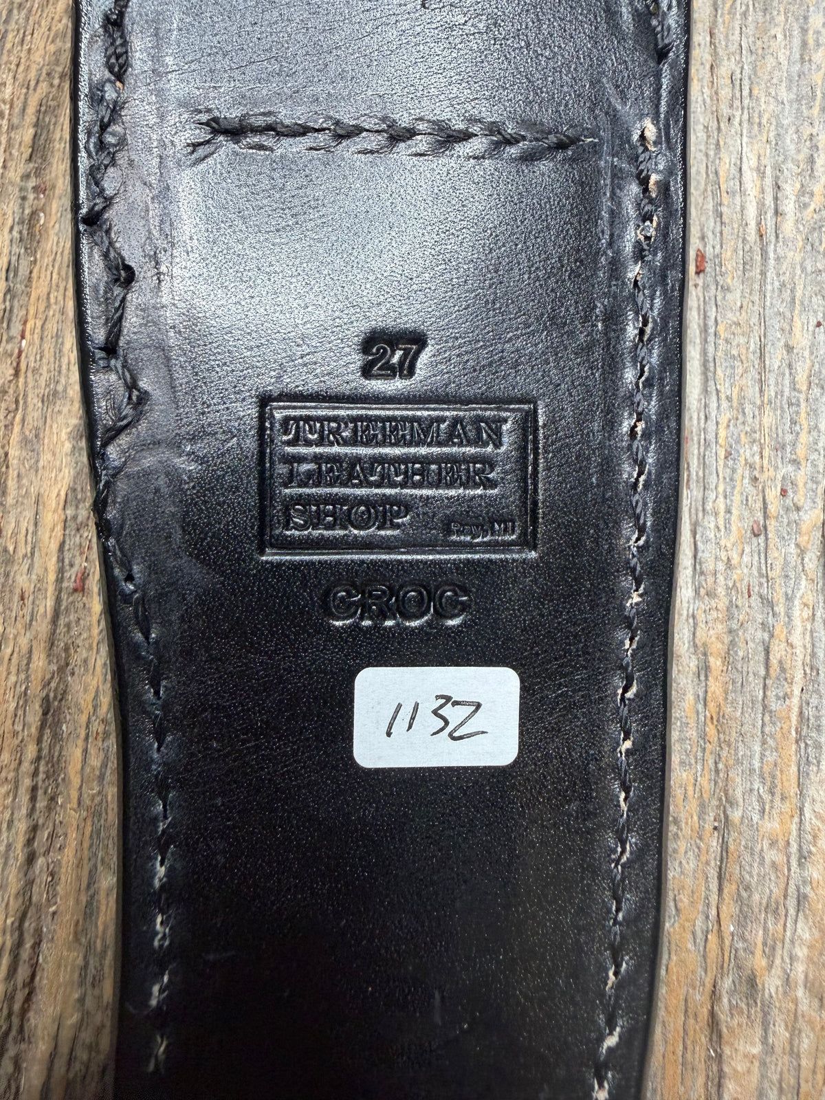 New Randall Model 27 Sheath in Exotic Army Green Matte Crocodile from Treeman with the newest Black Canteen snap. Killer sheath.