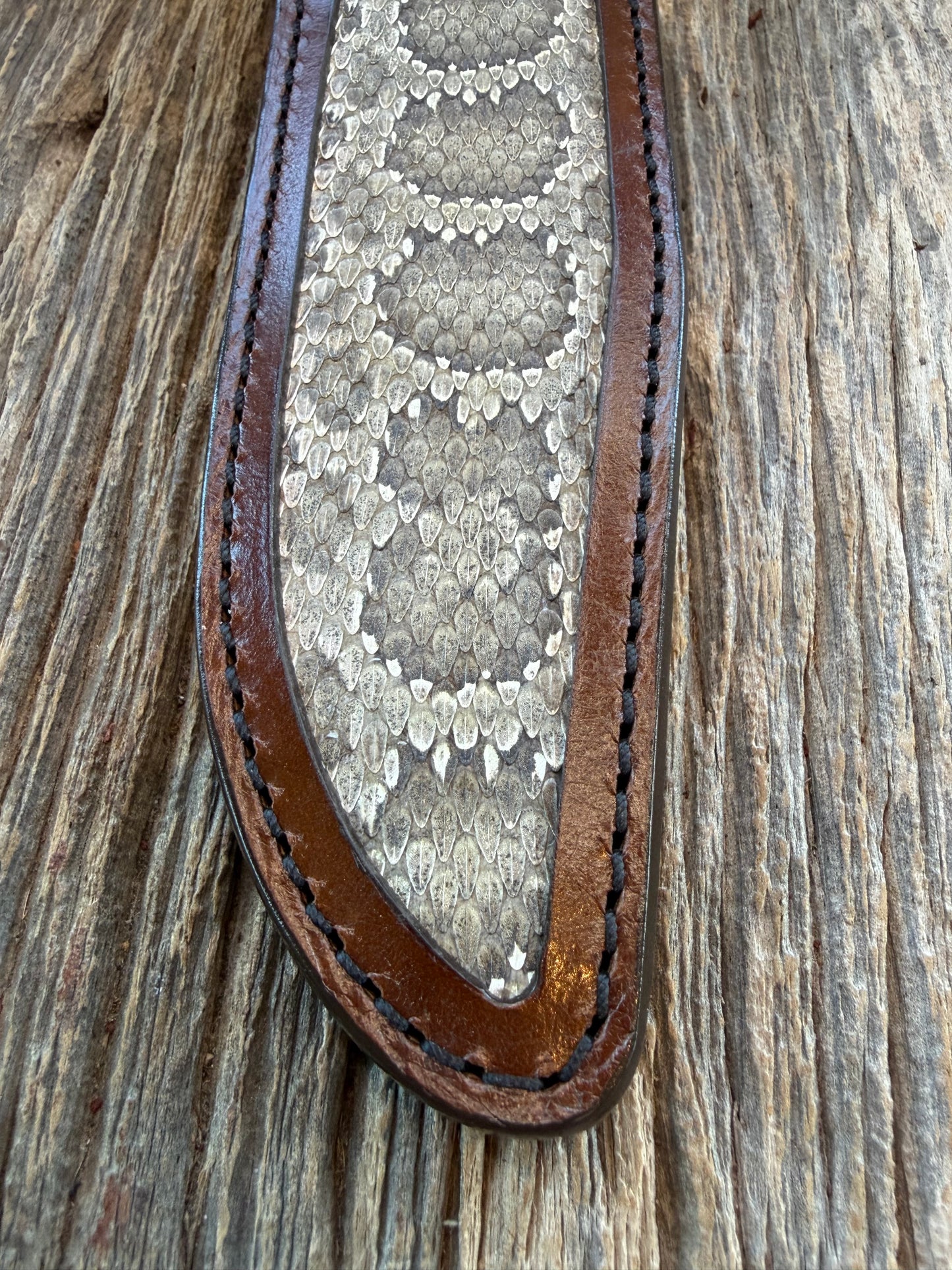 Randall Model 1-8 Sheath in Exotic Prairie RattleSnake from Treeman Sheaths. Tremendous colors on this one.