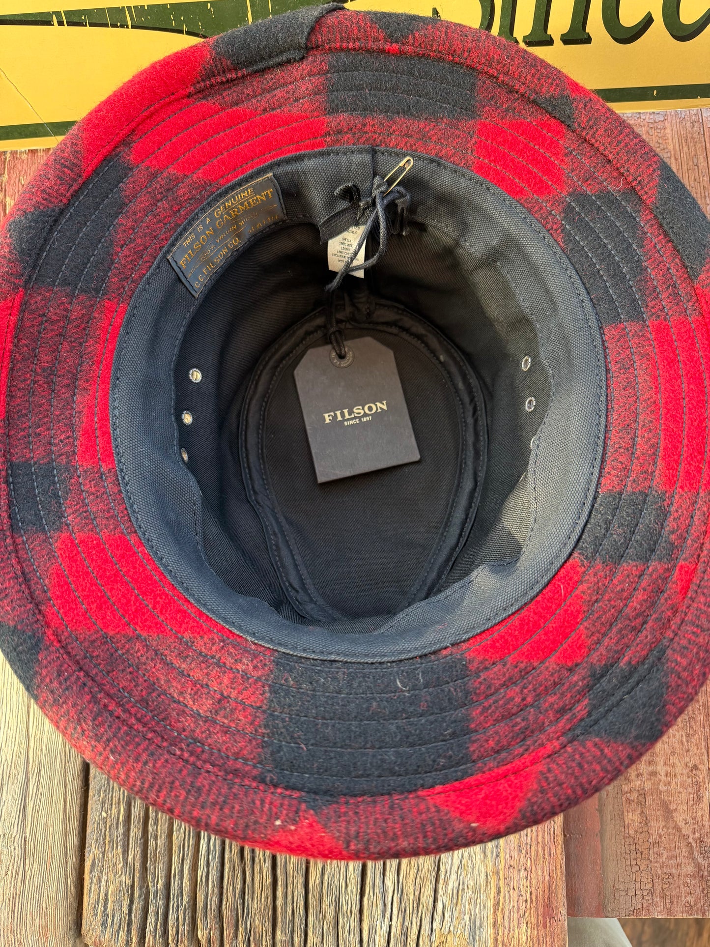 Filson Wool Packer Hat Large Red/Black Buffalo Mens NEW Fedora Made USA