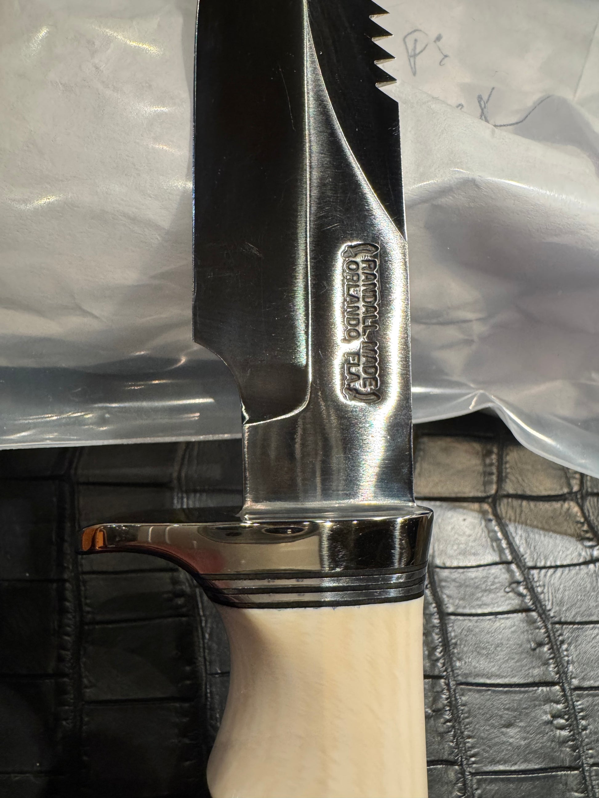 New Randall Combat Companion Knife Sawtooth Resin Ivory Finger Groove Handle