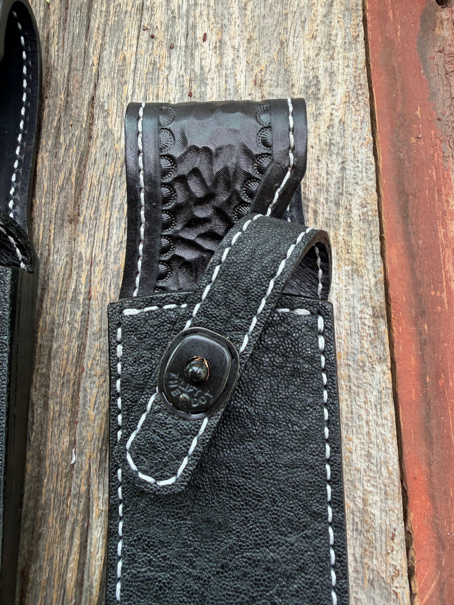 New Randall Model 12-11 Large Sasquatch and 12-8 Small Sasquatch Sheaths in Exotic thick and textured Black Elephant hide on black leather from Treeman with a black Canteen snap. Hand tooled belt loop. Killer sheath. Selling as a pair…