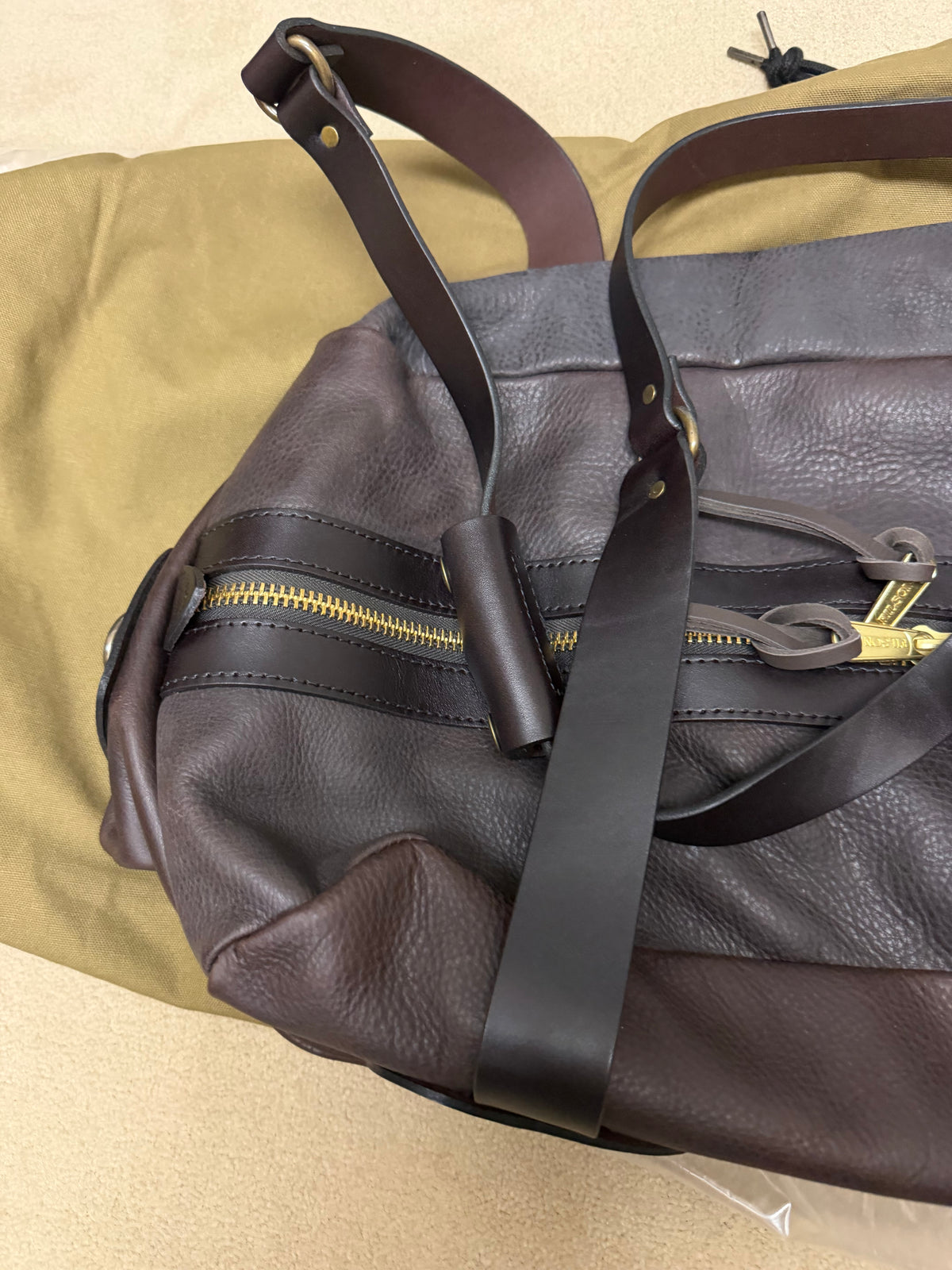FILSON HERITAGE LEATHER MEDIUM DUFFLE BAG BALLARD BROWN OS NWT