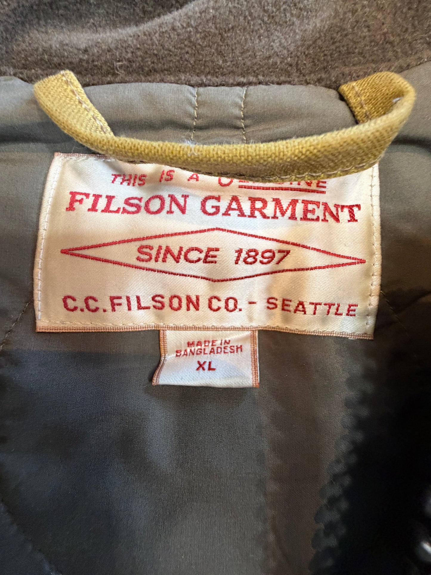 NWT Filson TIN CLOTH PRIMALOFT VEST in DARK TAN Extra Large NWT