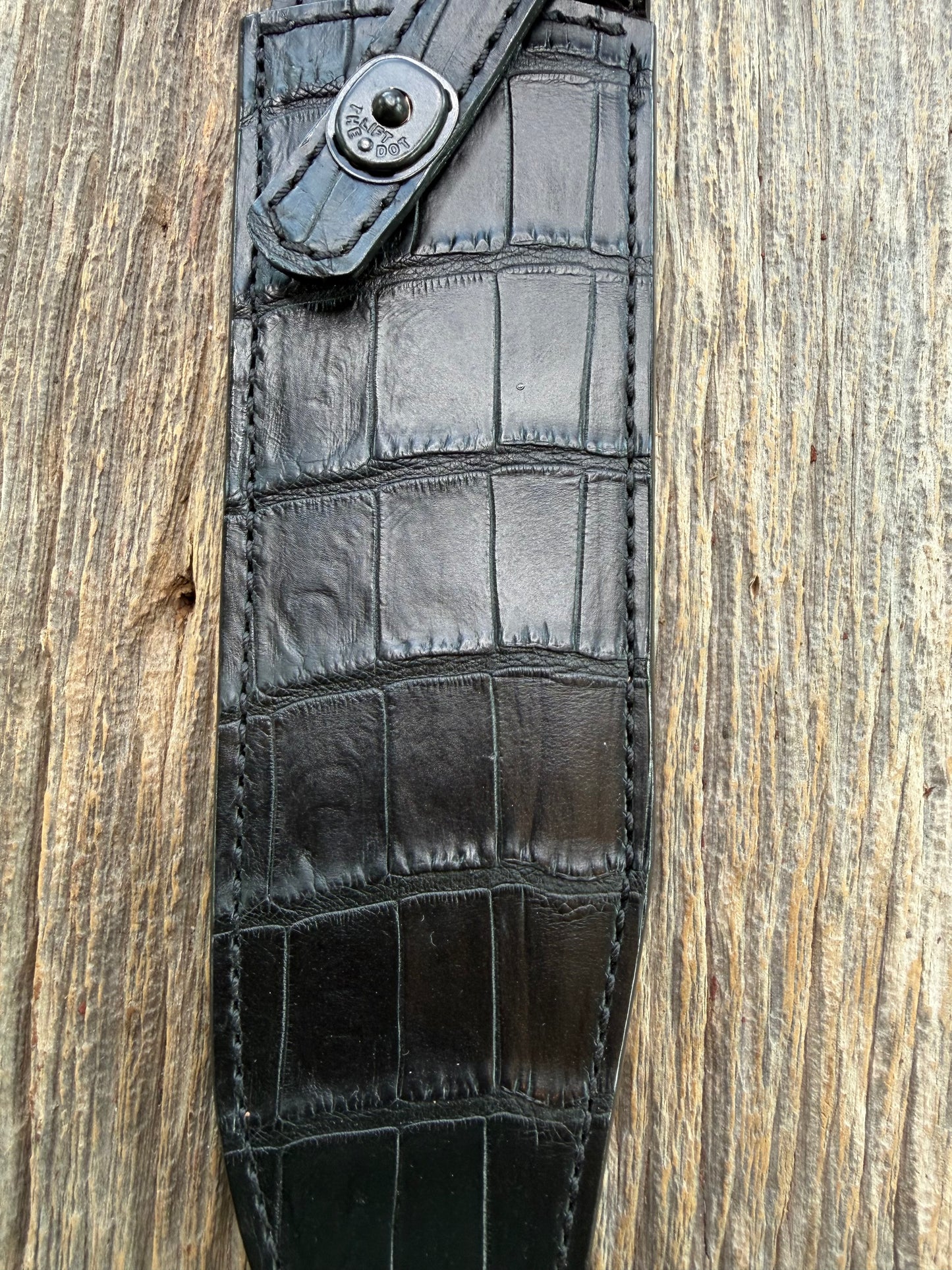New Randall Model 12-9 Sheath in Exotic Black Matte Crocodile from Treeman with the newest Black Canteen snap. Killer sheath.