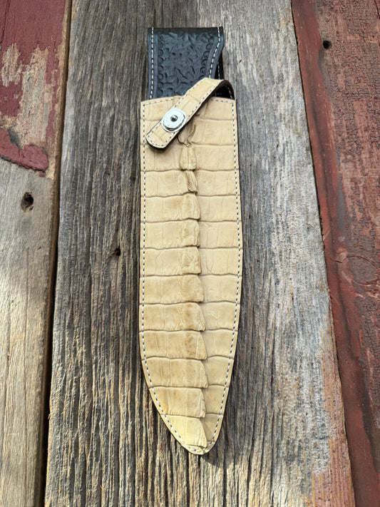 New Randall Model 12-11 Large Sasquatch Sheath in Exotic Ivory Matte Crocodile ( tail portion) from Treeman with a silver Canteen snap. Killer sheath.