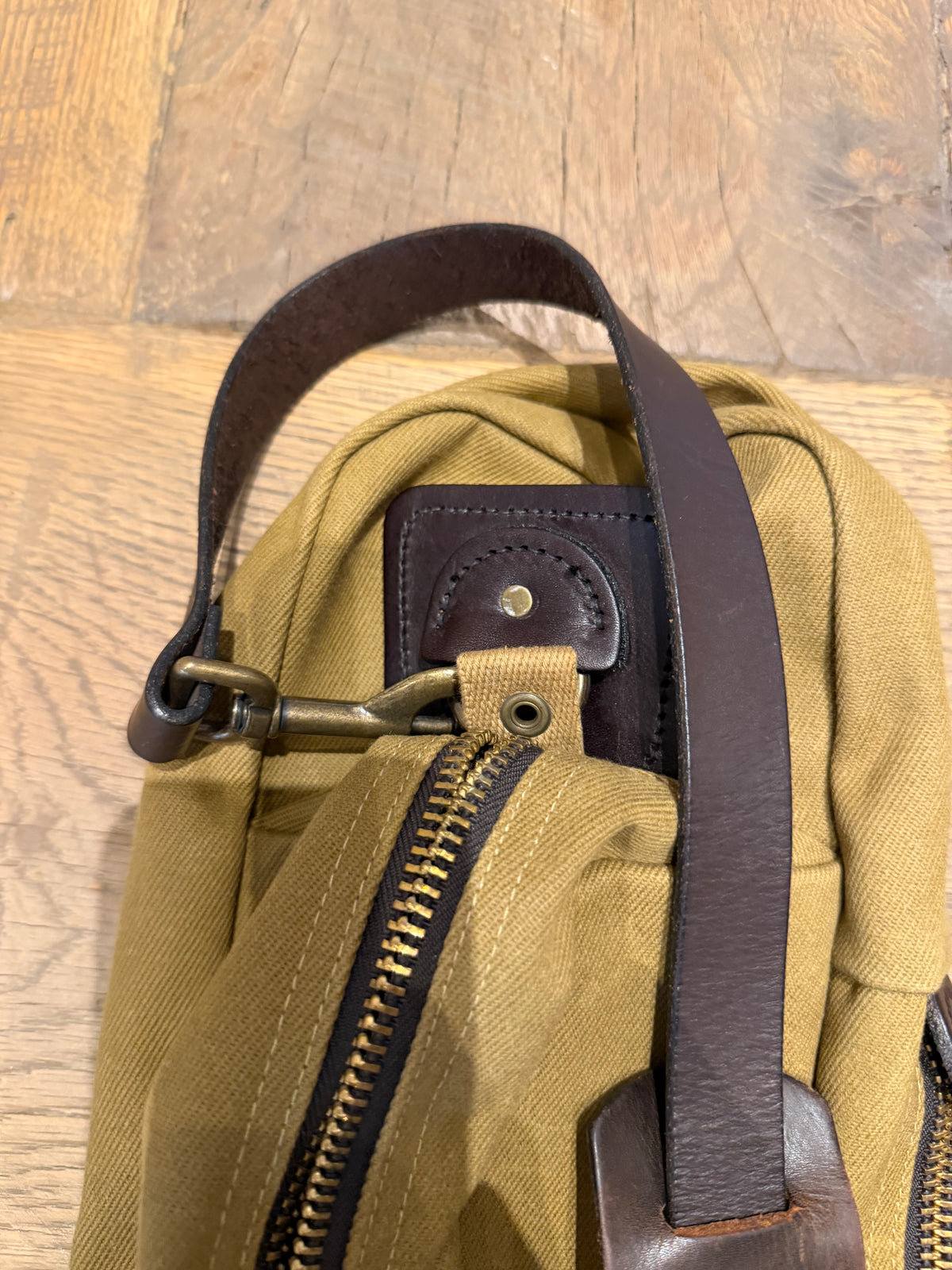 Very Rare Filson Fly Fishing Rod Case Rugged Twill in Tan Made in USA 31 inch version. Like new condition. 10/19 Build. # 20019932